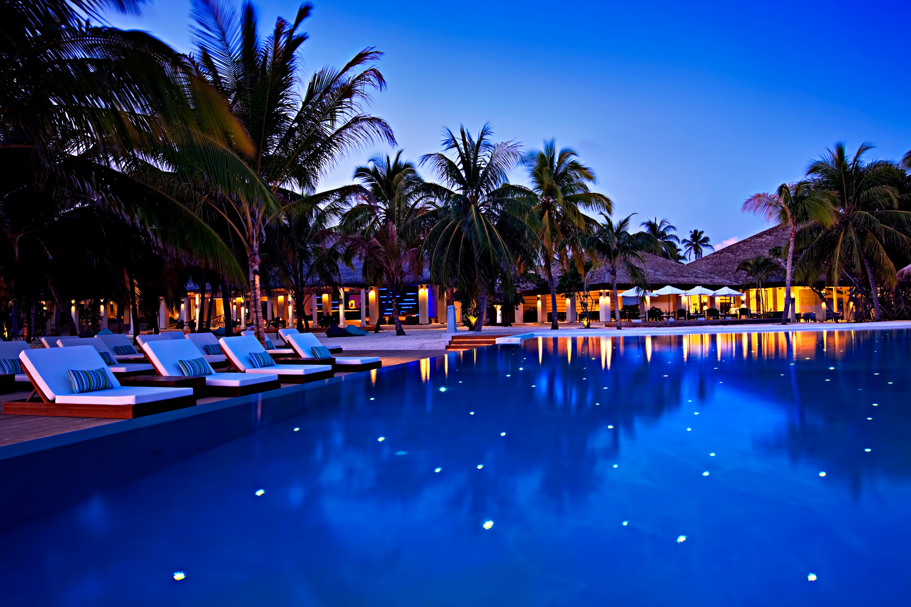 Velassaru Maldives Resort – South Male Atoll, Maldives - Pool Sunset