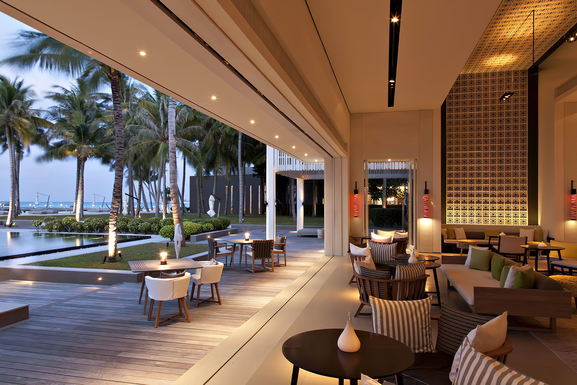 Cheval Blanc Randheli Resort – Noonu Atoll, Maldives – White Bar Beach Club Lounge Sunset
