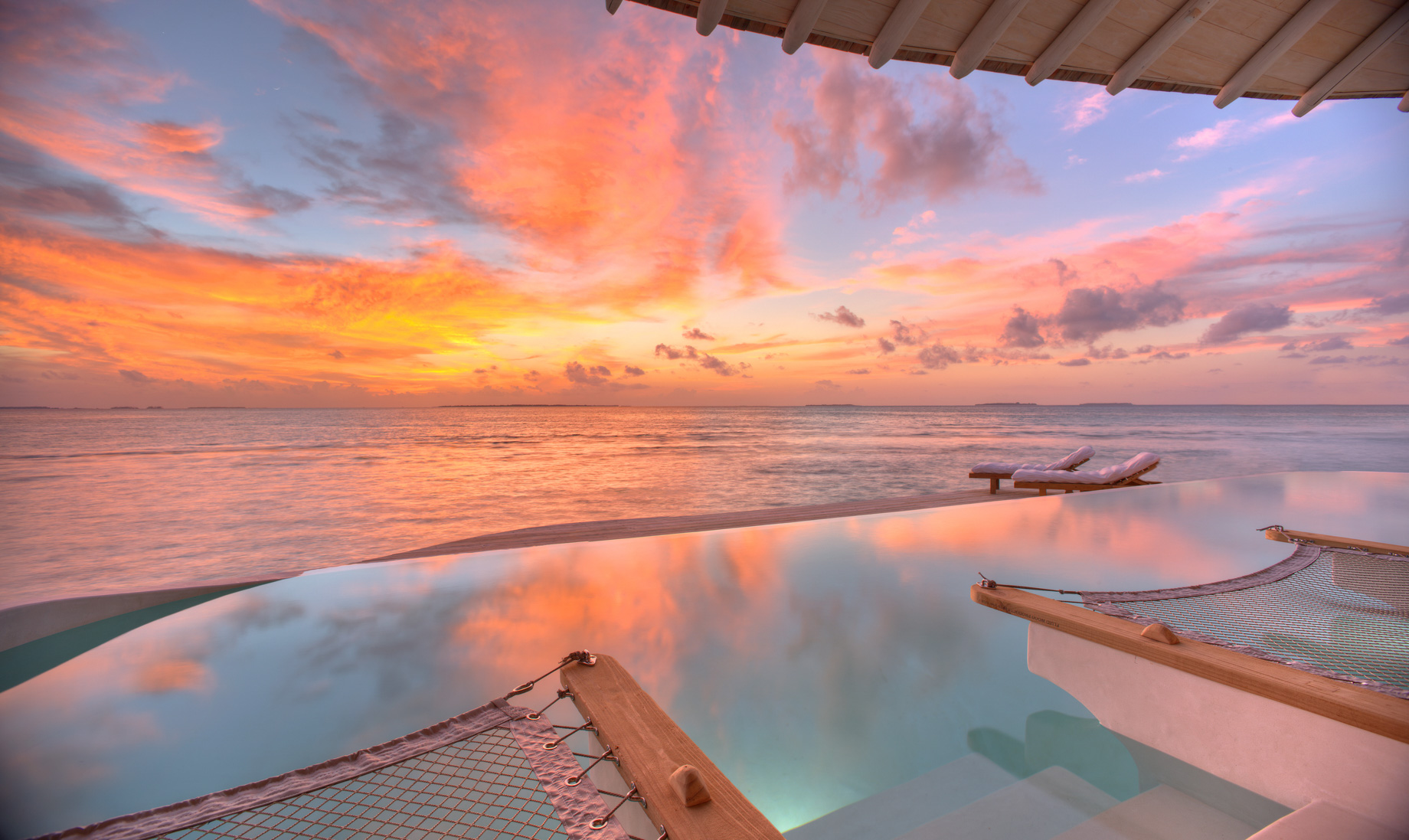 Soneva Jani Resort – Noonu Atoll, Medhufaru, Maldives – Overwater Villa Infinity Pool Sunset Oceanview