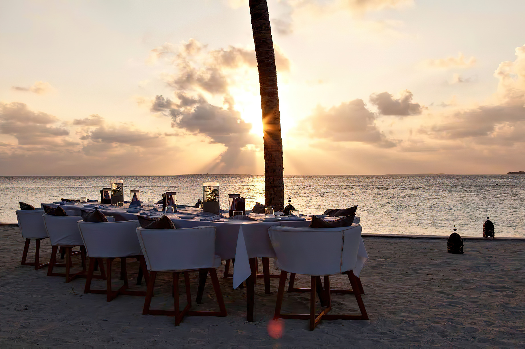 Cheval Blanc Randheli Resort - Noonu Atoll, Maldives - Beach Dining Sunset