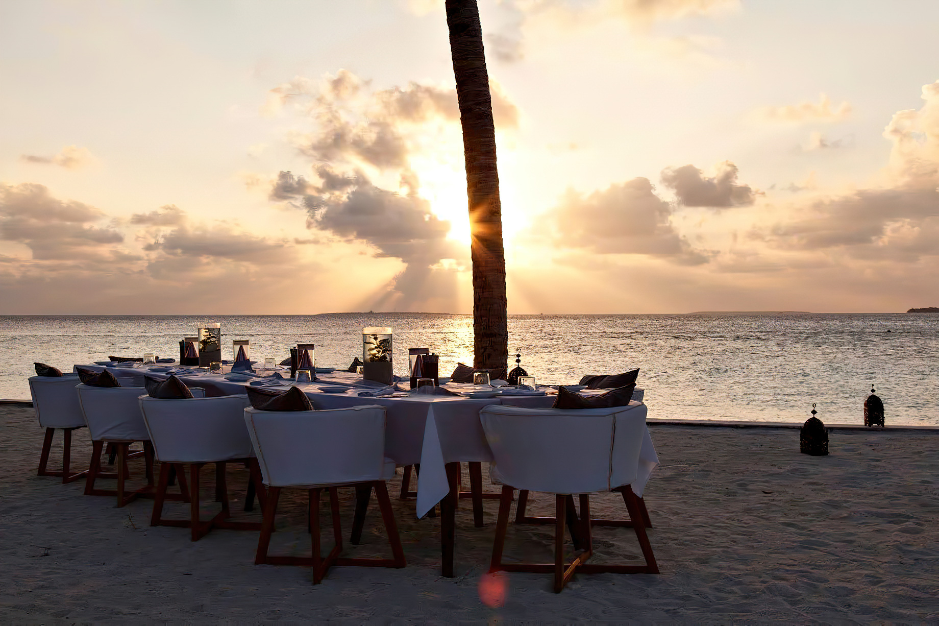 Cheval Blanc Randheli Resort – Noonu Atoll, Maldives – Beach Dining Sunset