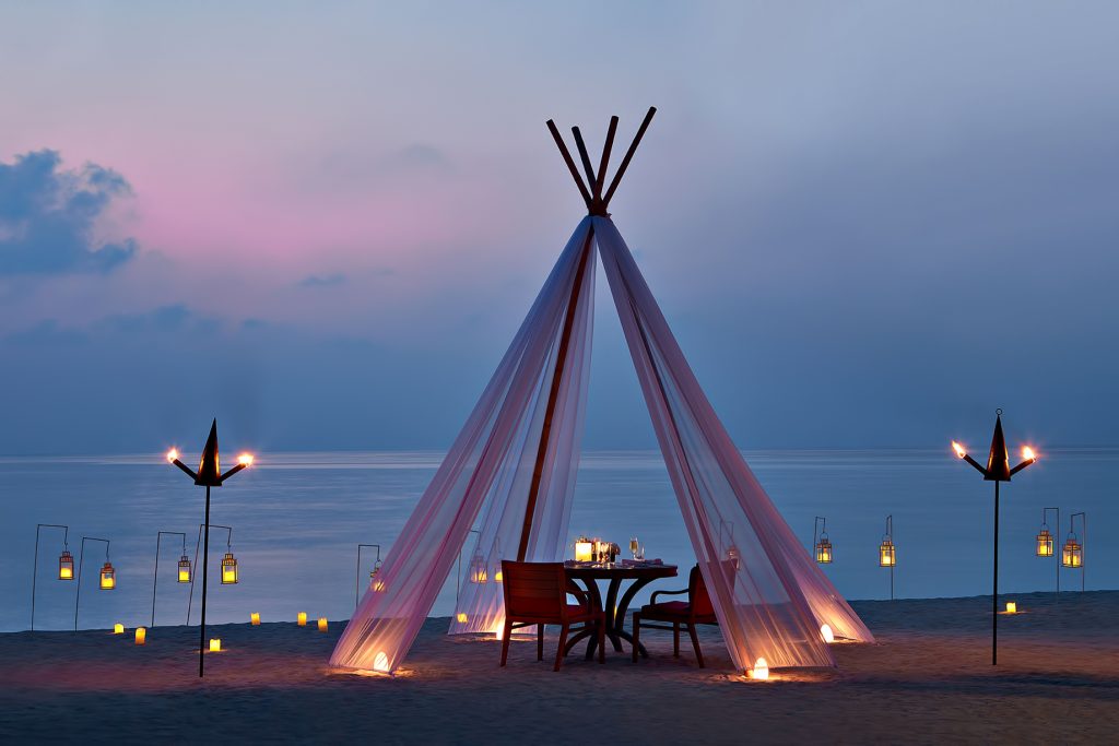 One&Only Reethi Rah Resort - North Male Atoll, Maldives - Private Sunset Beach Dining