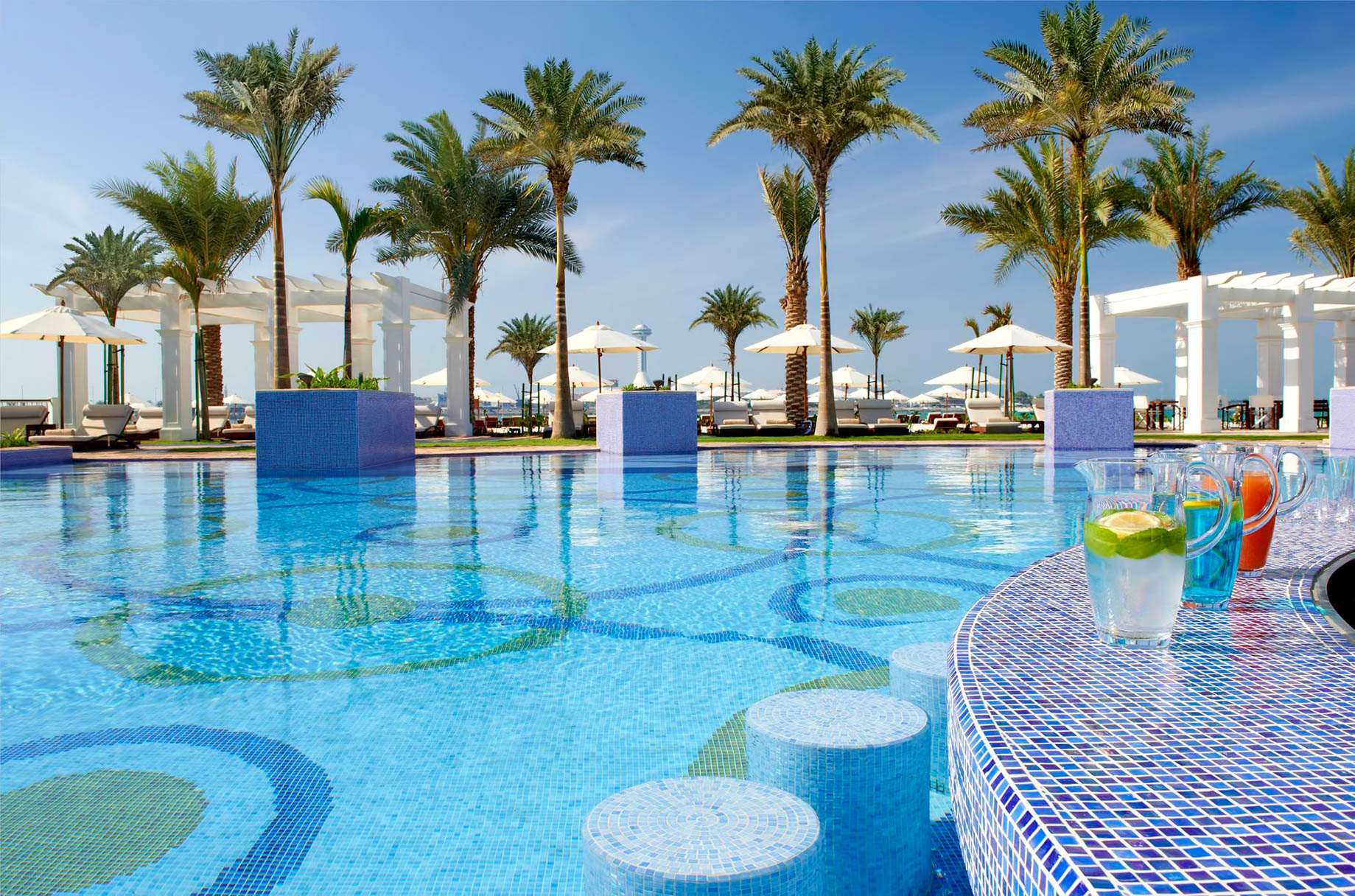 The St. Regis Abu Dhabi Hotel - Abu Dhabi, United Arab Emirates - Swim Up Pool Bar