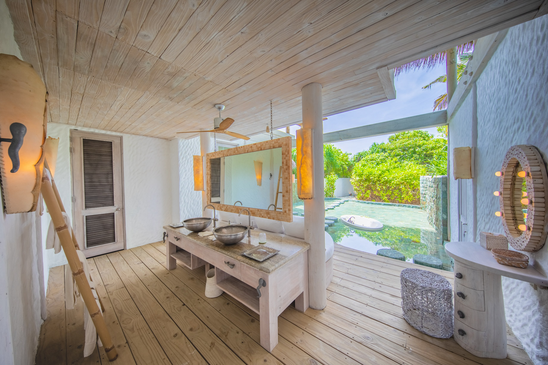 Soneva Jani Resort – Noonu Atoll, Medhufaru, Maldives – Chapter Two – 4 Bedroom Island Villa 28 Bathroom