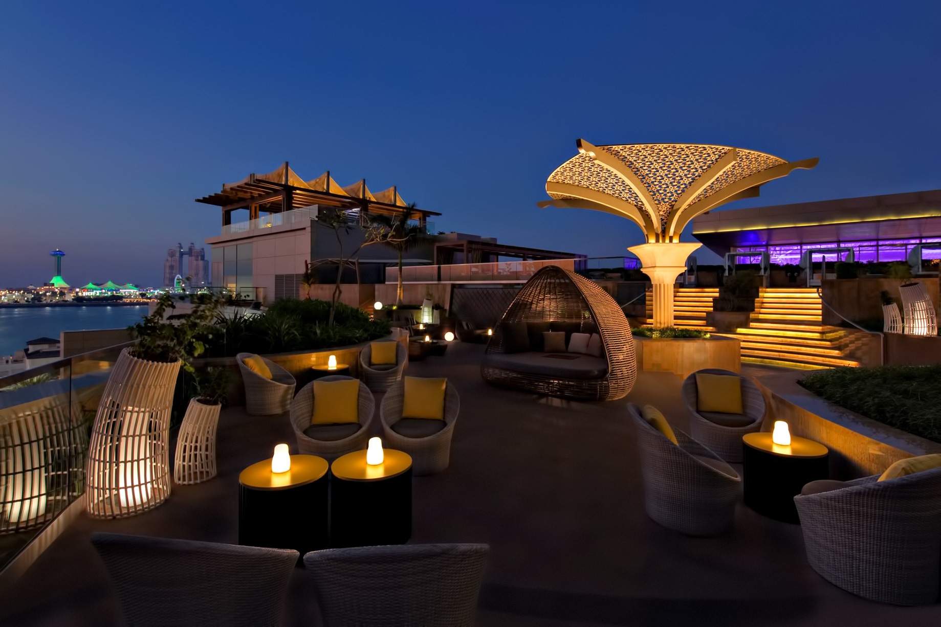 The St. Regis Abu Dhabi Hotel – Abu Dhabi, United Arab Emirates – Azura Panoramic Lounge Night