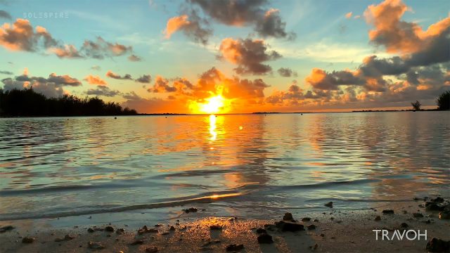 Sunset Timelapse - Motivation, Inspiration - Motu Tane - Bora Bora, French Polynesia - 4K Travel Video