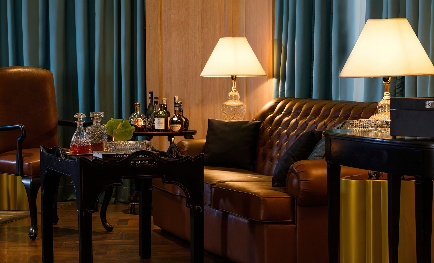 The Ritz-Carlton, Kuala Lumpur Hotel - Kuala Lumpur, Malaysia - The Library Seating