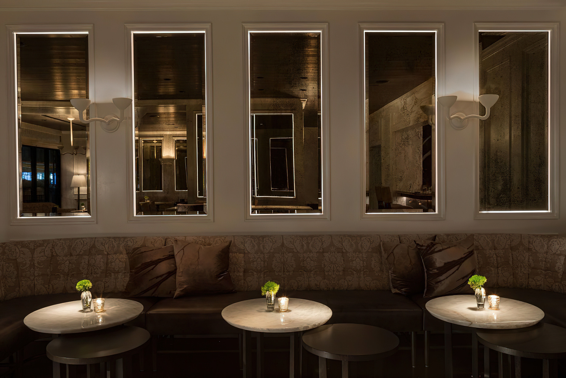 The Ritz-Carlton New York, Central Park Hotel - New York, NY, USA - Contour Evening Detail in Salon Room