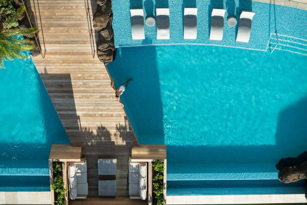 The Ritz-Carlton Residences, Waikiki Beach Hotel - Waikiki, HI, USA - Hotel Pool