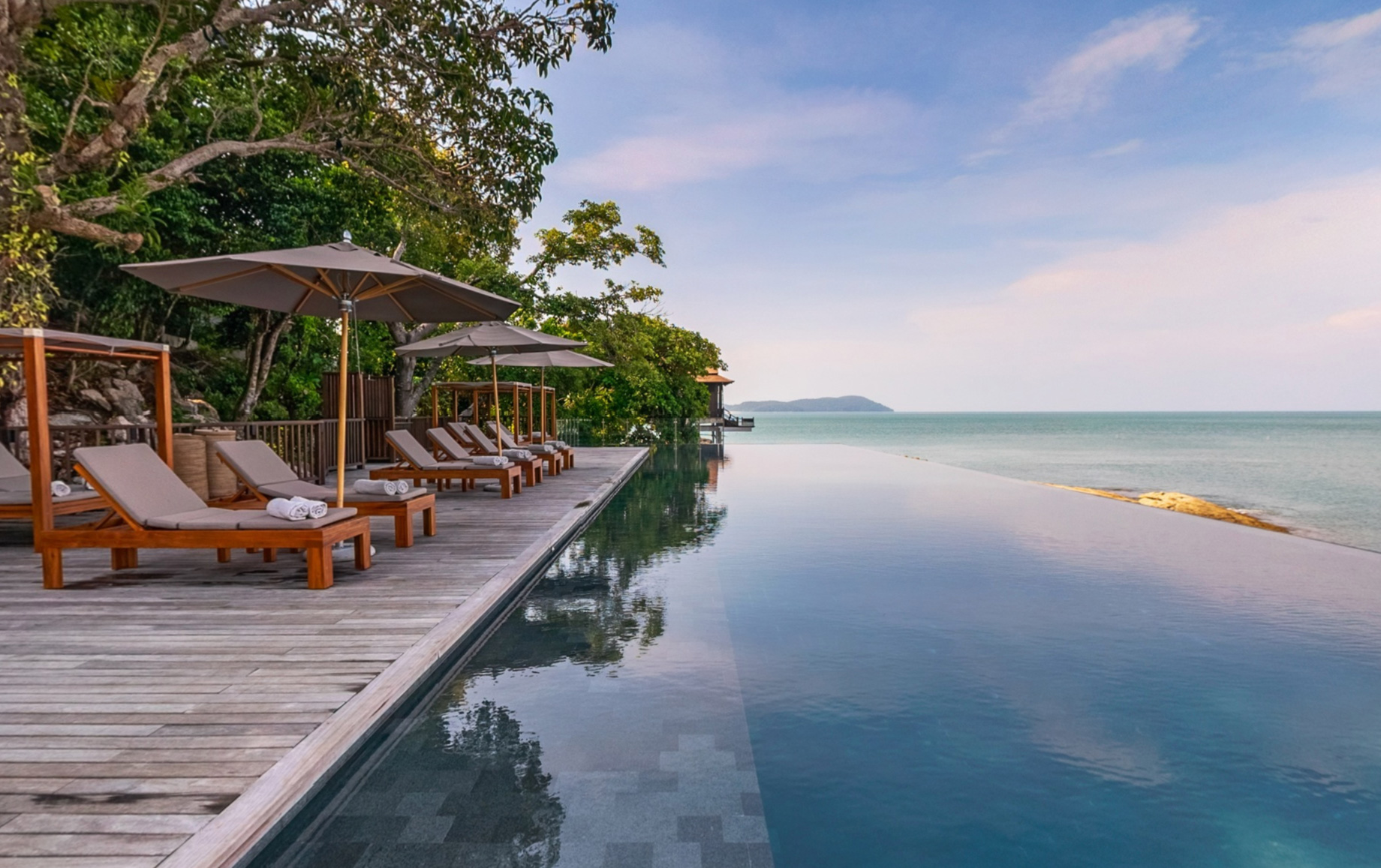 The Ritz-Carlton, Langkawi Hotel – Kedah, Malaysia – Resort Pool Ocean View