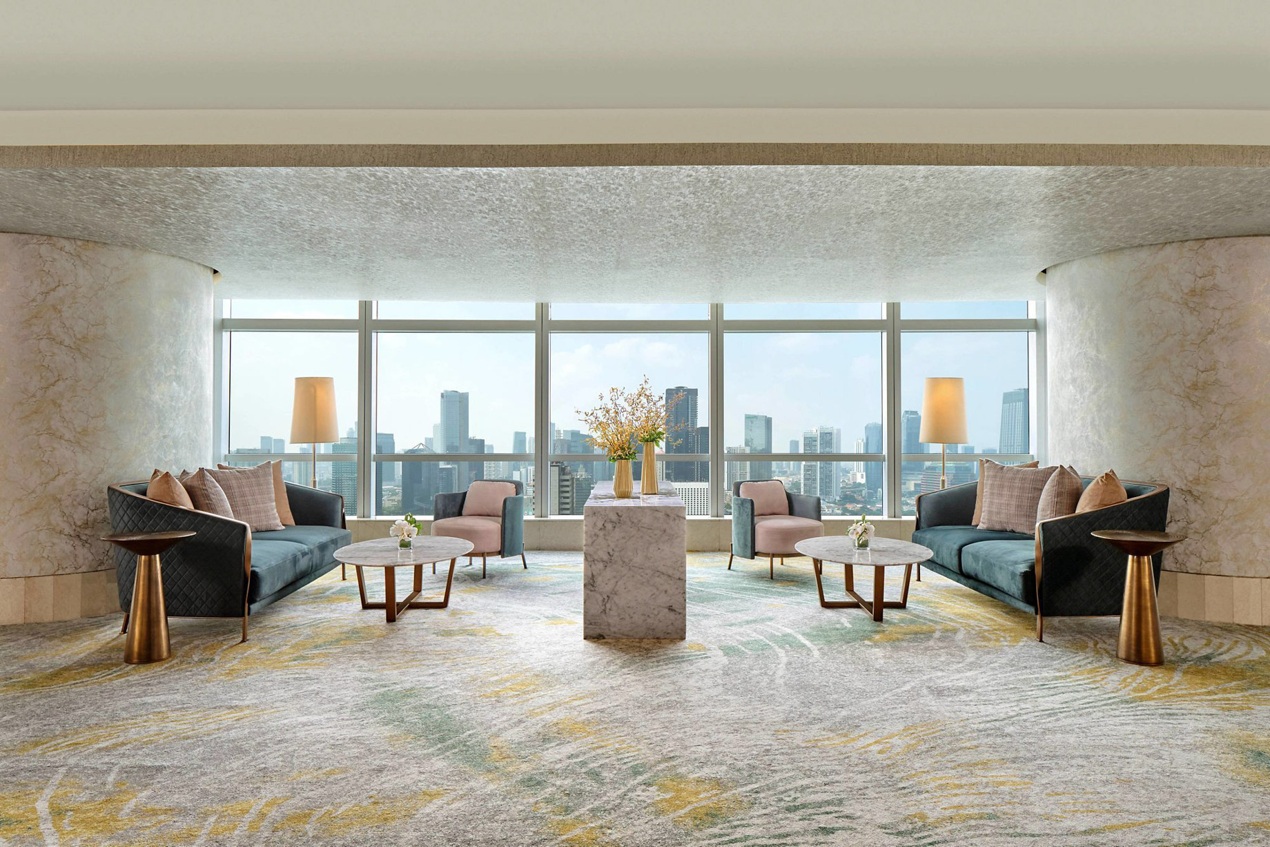 The Ritz-Carlton Jakarta, Pacific Place Hotel – Jakarta, Indonesia – Club Lounge