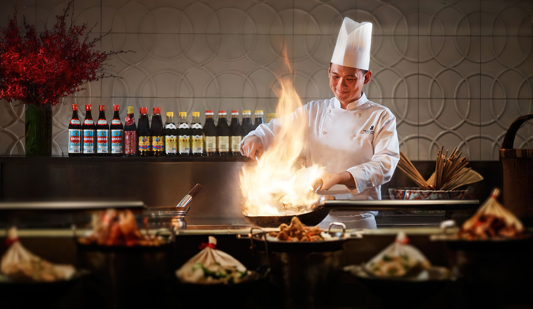 The Ritz-Carlton, Millenia Singapore Hotel – Singapore – Colony Restaurant Chinese Wok Chef