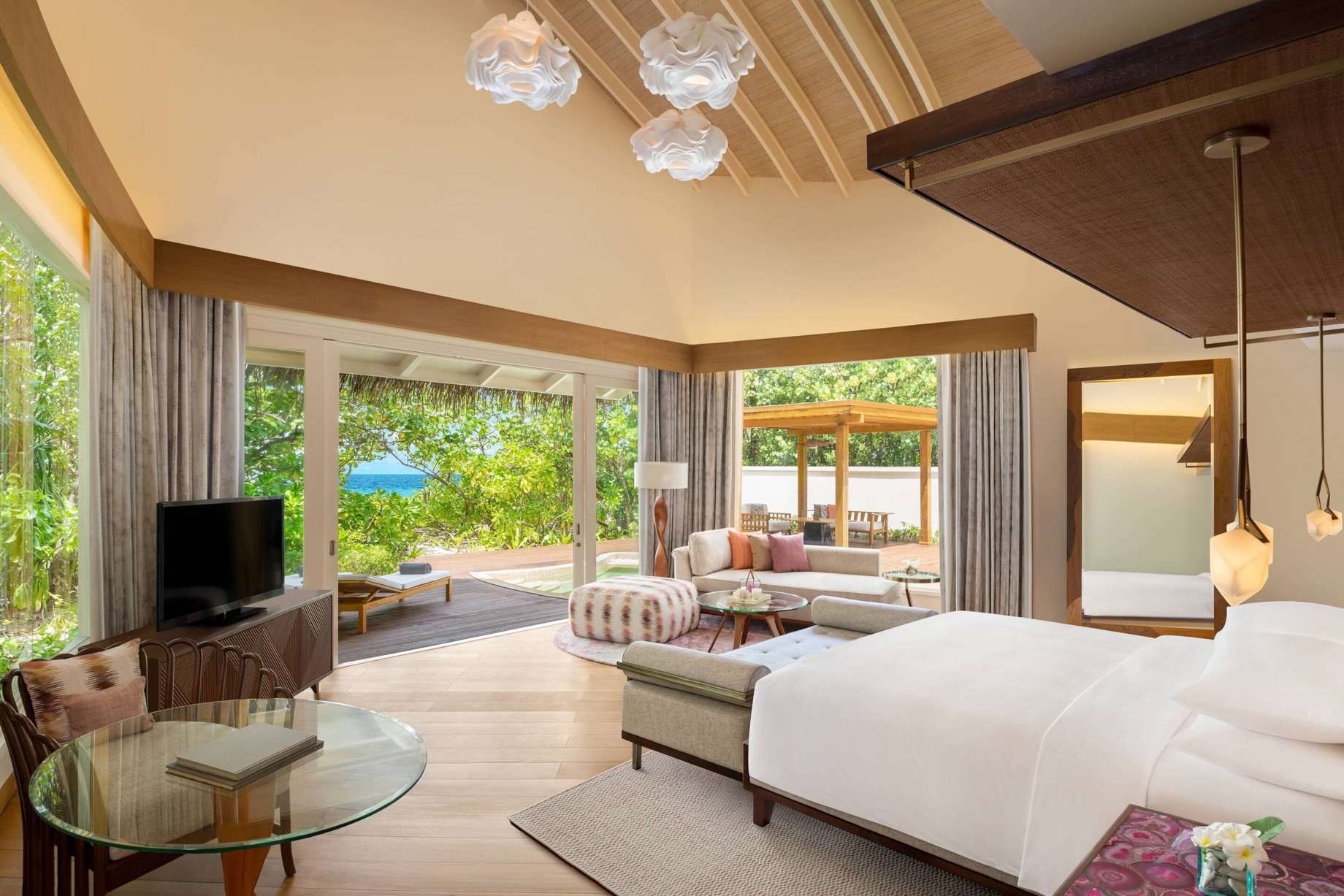 JW Marriott Maldives Resort & Spa – Shaviyani Atoll, Maldives – Beach Pool Villa Sunset Bedroom