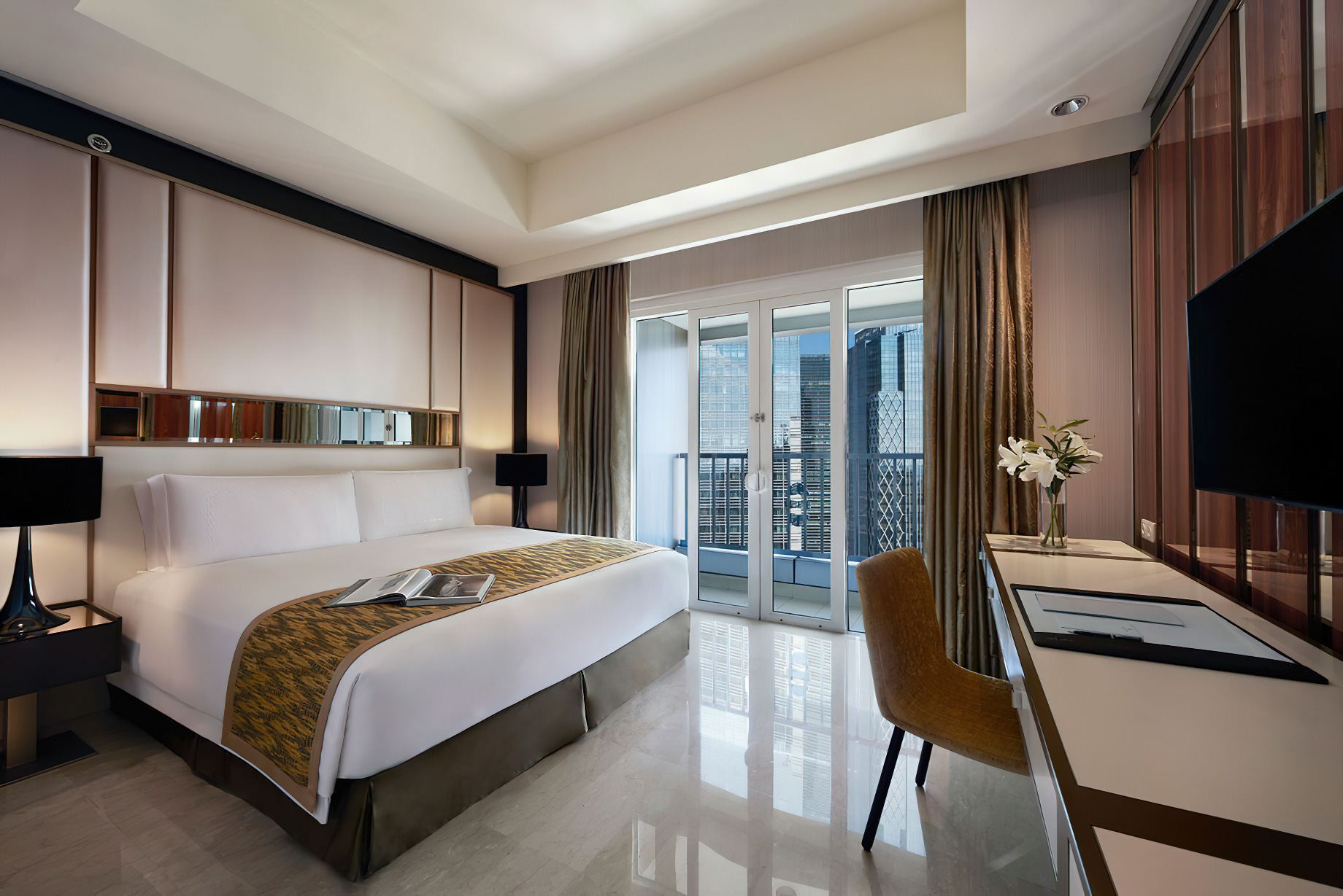 The Ritz-Carlton Jakarta, Pacific Place Hotel – Jakarta, Indonesia – 1 Bedroom Residence Bedroom