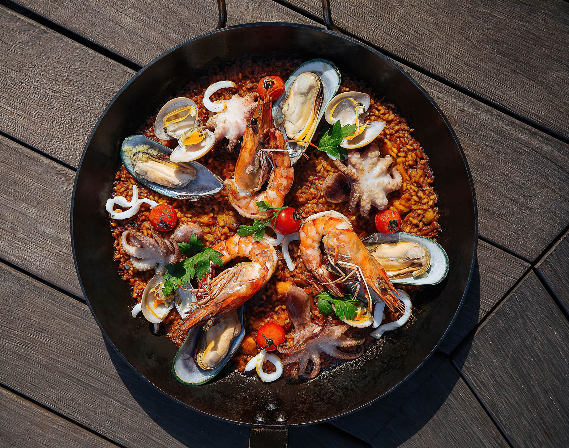 The Ritz-Carlton, Bali Nusa Dua Hotel - Bali, Indonesia - Breezes Tapas Lounge Gourmet Seafood