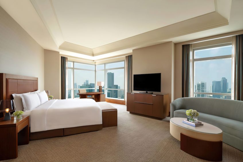 The Ritz-Carlton Jakarta, Pacific Place Hotel - Jakarta, Indonesia - Larger Guest Room