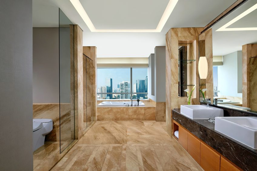 The Ritz-Carlton Jakarta, Pacific Place Hotel - Jakarta, Indonesia - Larger Suite Bathroom