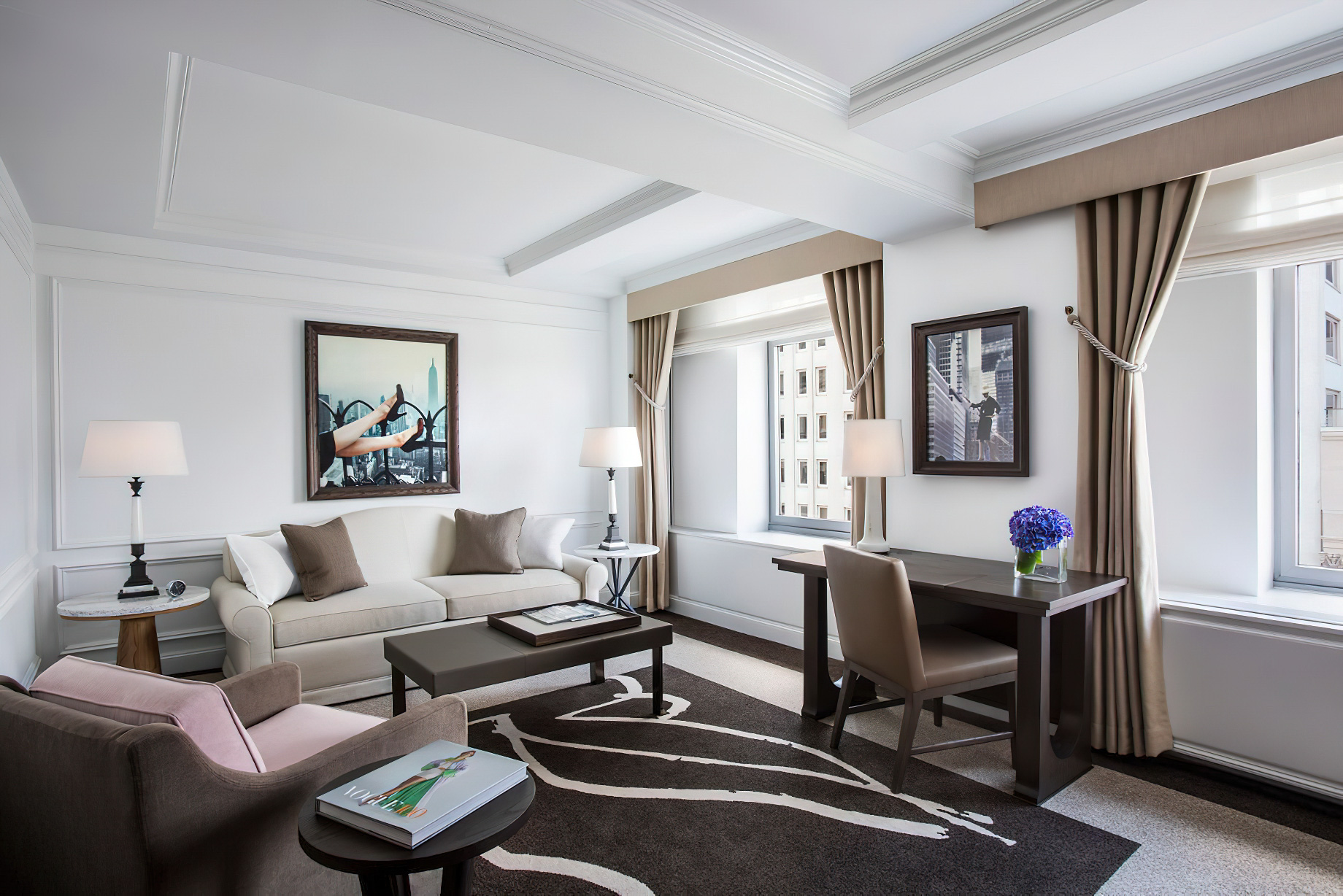 The Ritz-Carlton New York, Central Park Hotel – New York, NY, USA – Avenue View Suite Living Area