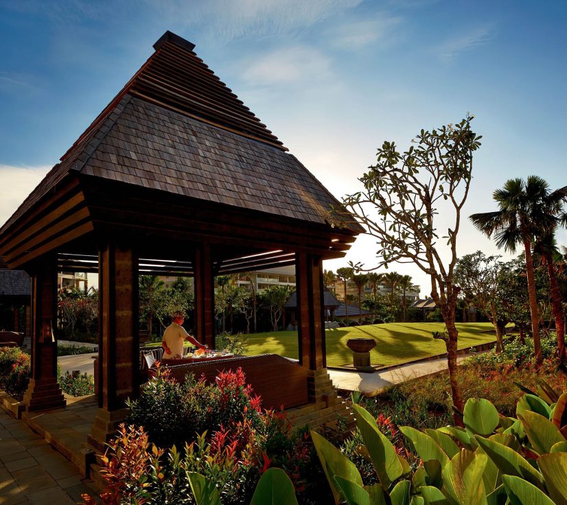 The Ritz-Carlton, Bali Nusa Dua Hotel - Bali, Indonesia - Outdoor Dining