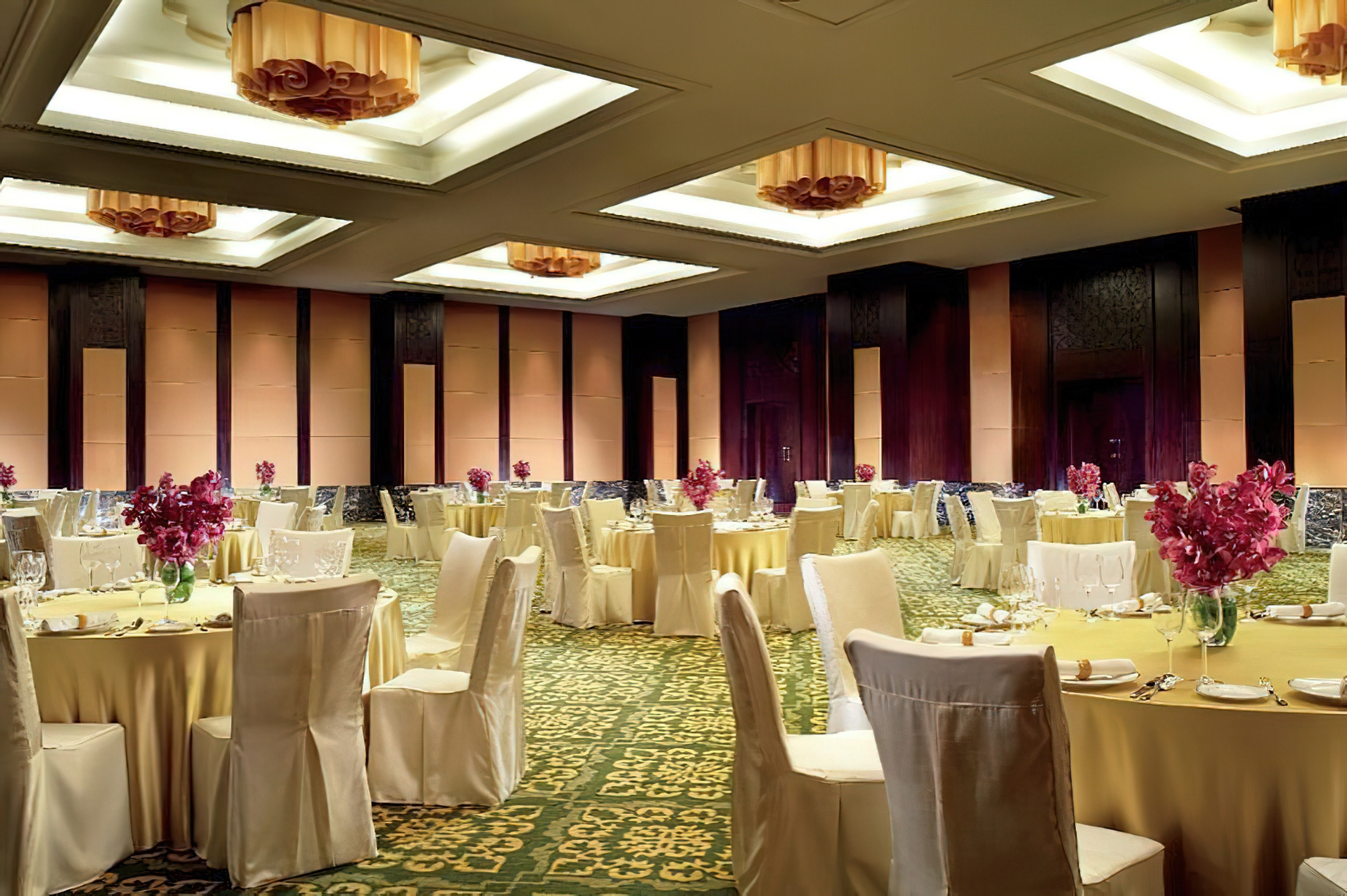 The Ritz-Carlton, Bangalore Hotel – Bangalore, Karnataka, India – Hotel Ballroom