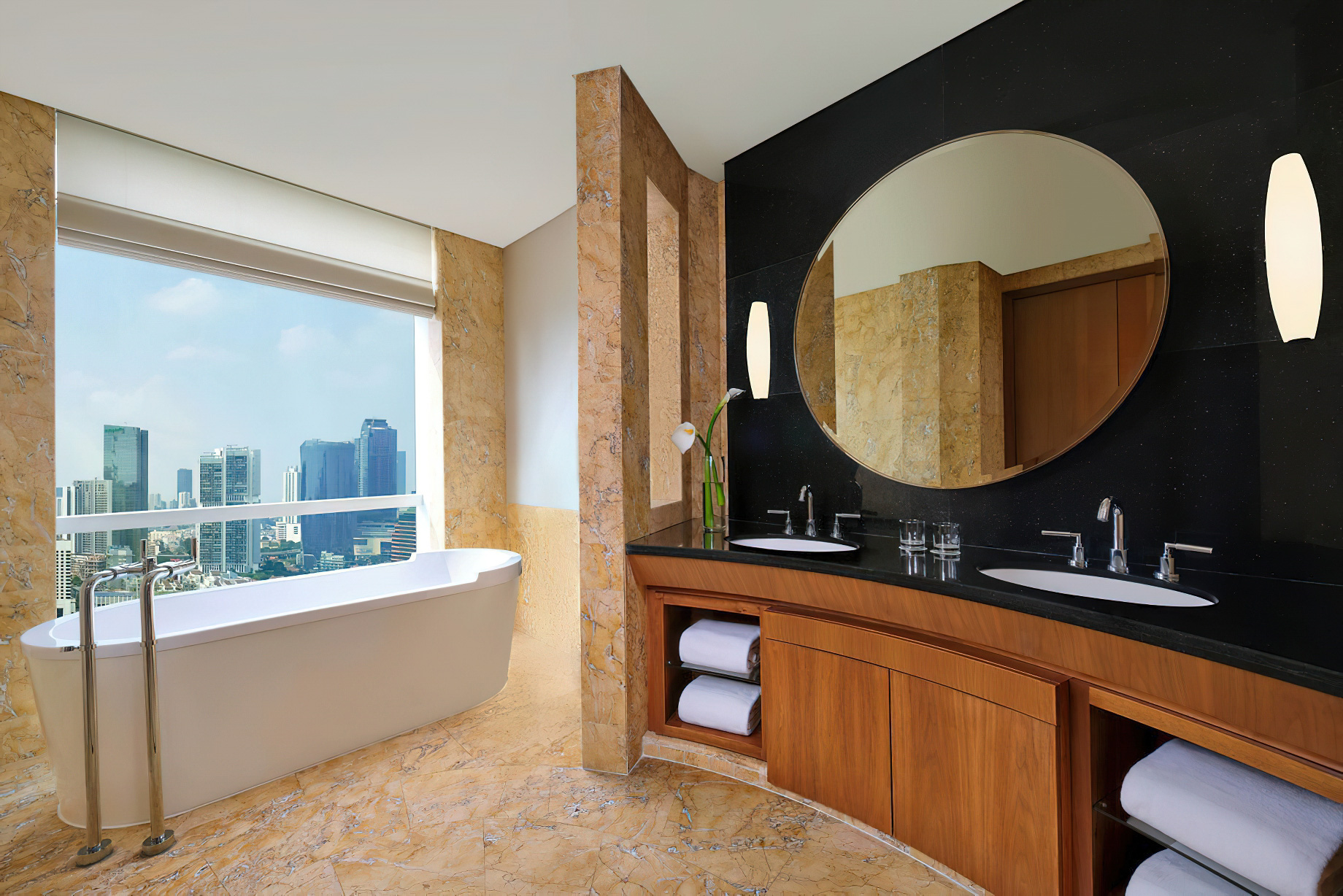 The Ritz-Carlton Jakarta, Pacific Place Hotel – Jakarta, Indonesia – Ritz-Carlton Suite Bathroom