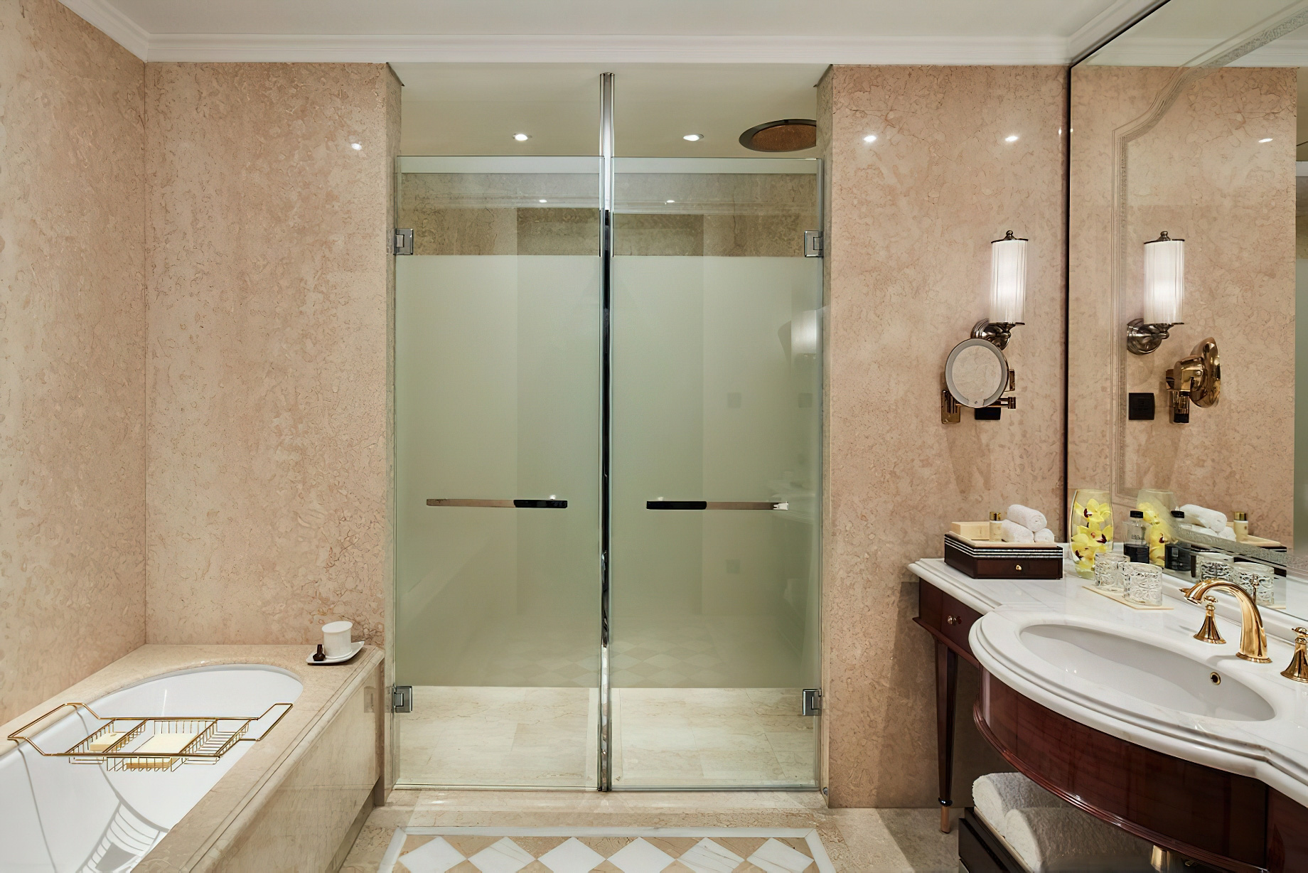 The Ritz-Carlton, Pune Hotel – Maharashtra, India – Deluxe Room Bathroom
