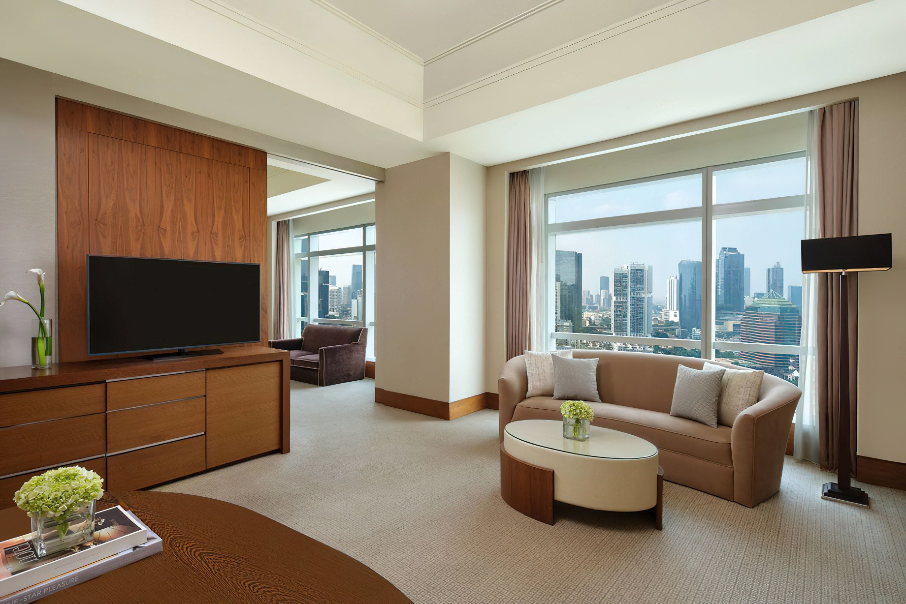 The Ritz-Carlton Jakarta, Pacific Place Hotel – Jakarta, Indonesia – Suite Living Room