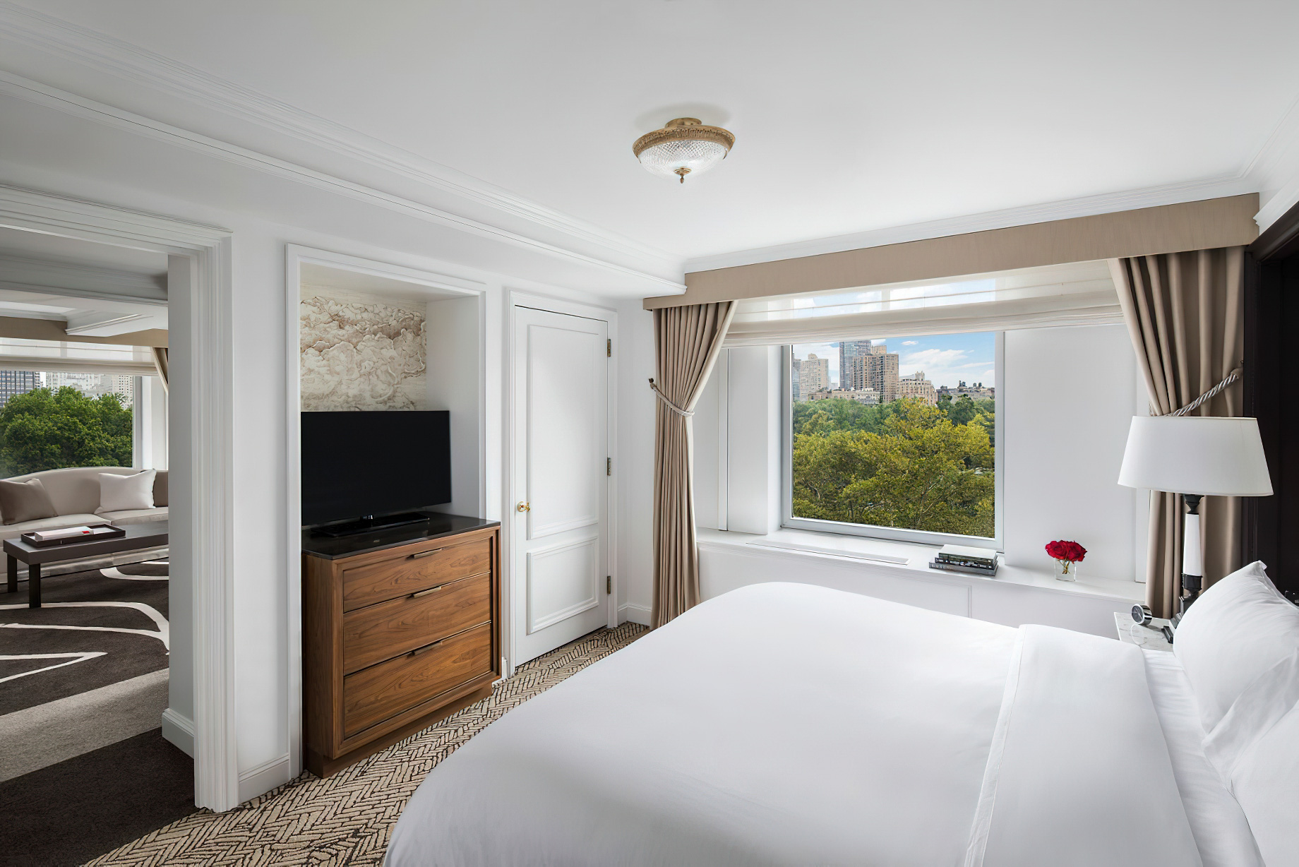 The Ritz-Carlton New York, Central Park Hotel – New York, NY, USA – Park View Suite Bedroom