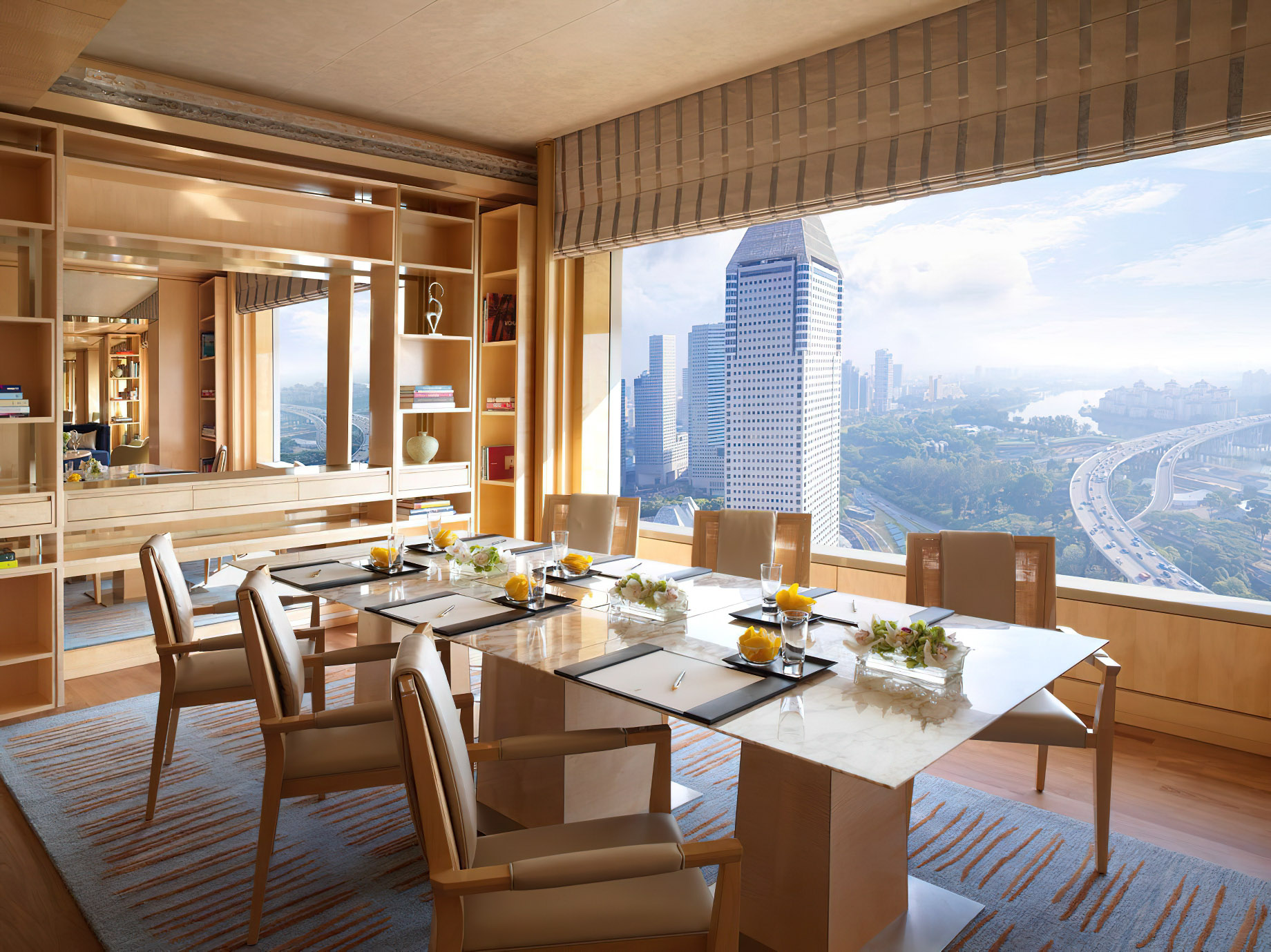 The Ritz-Carlton, Millenia Singapore Hotel – Singapore – Club Lounge Library