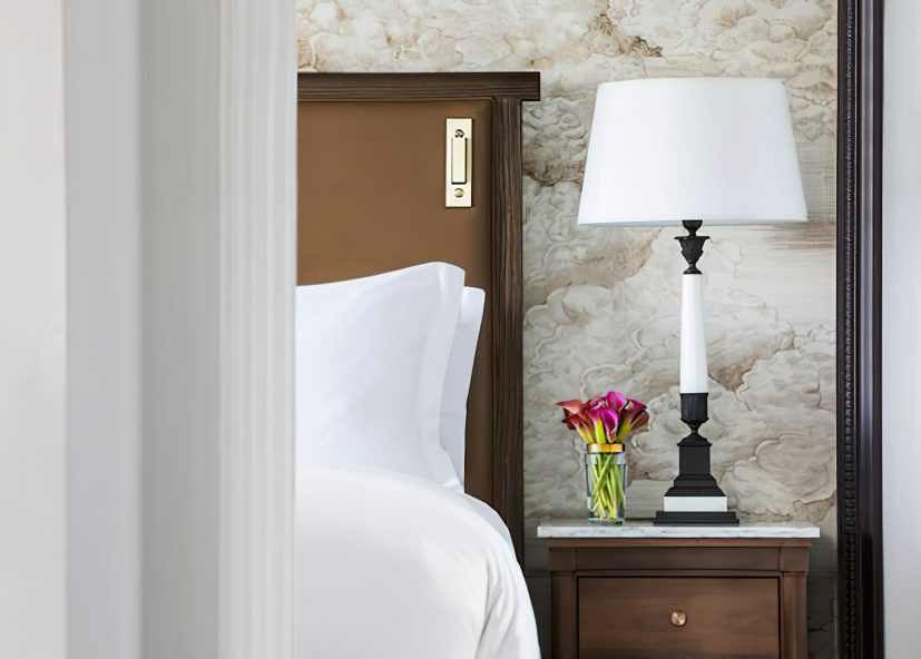 The Ritz-Carlton New York, Central Park Hotel - New York, NY, USA - Park View Suite Decor