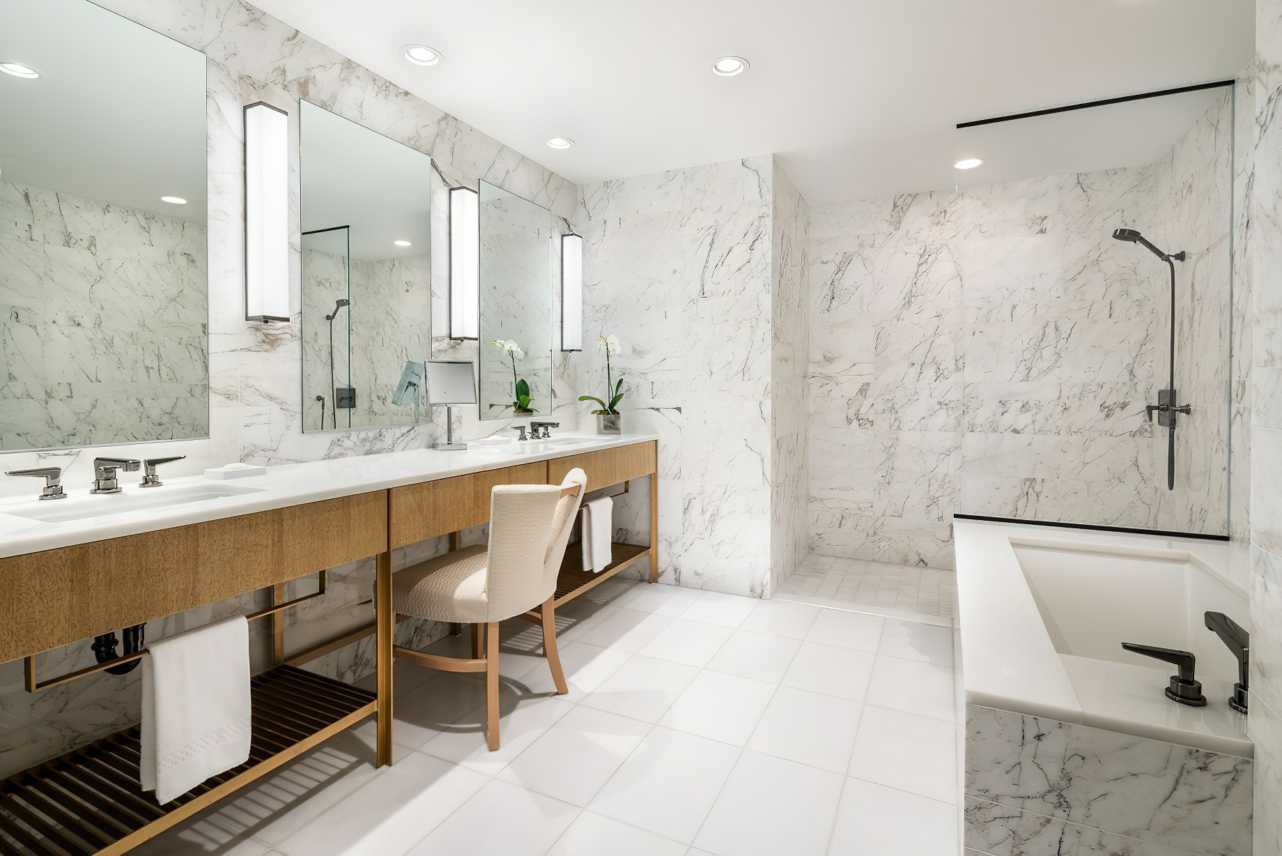 The Ritz-Carlton Residences, Waikiki Beach Hotel – Waikiki, HI, USA – Premier Ocean View 3 Bedroom Suite Master Bathroom