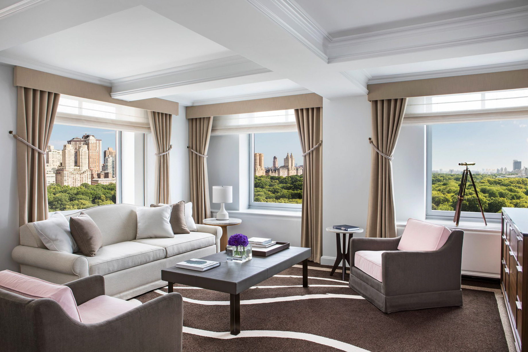 The Ritz-Carlton New York, Central Park Hotel – New York, NY, USA – Premiere Park View Suite Living Room