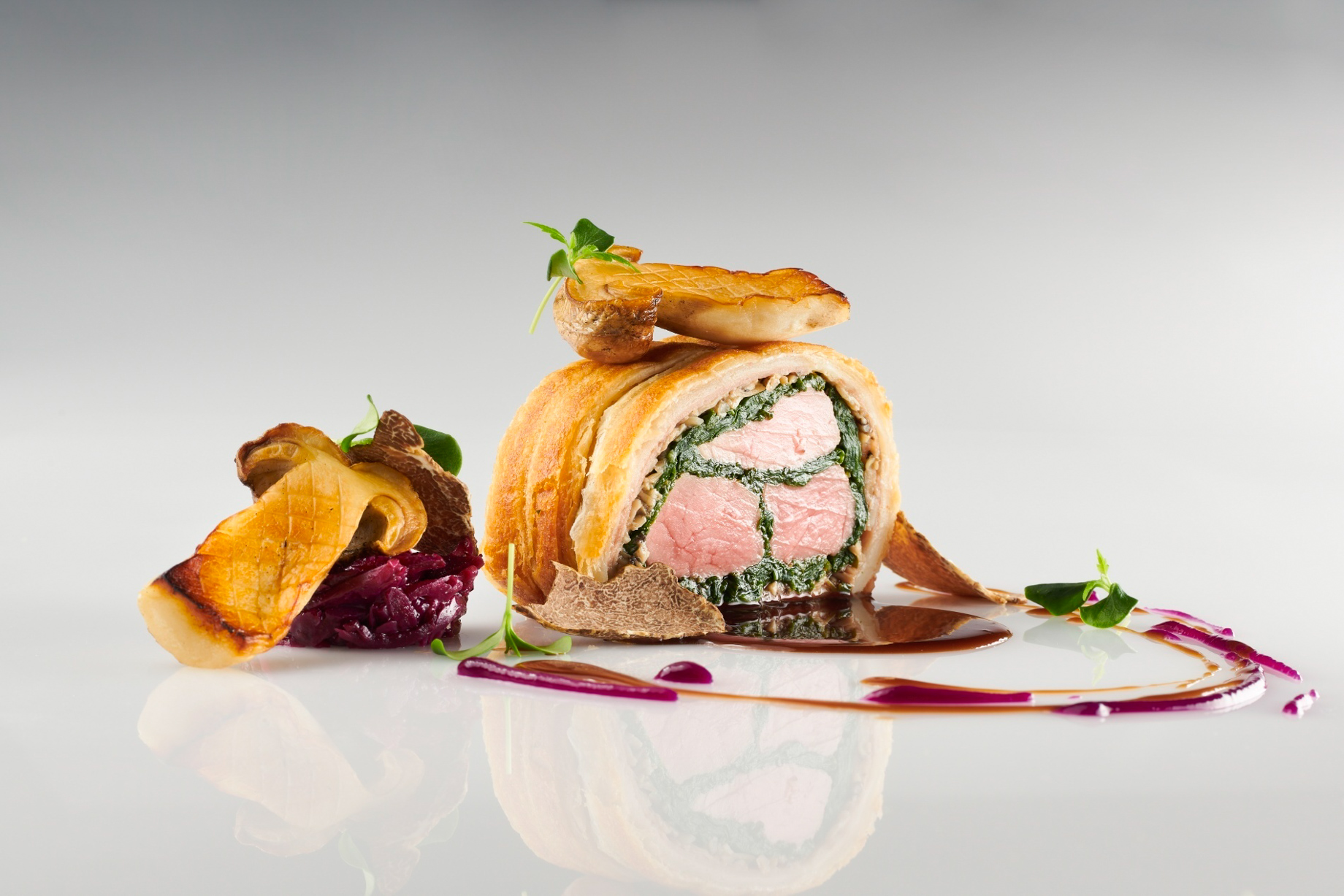 Burgenstock Hotel & Alpine Spa - Obburgen, Switzerland - Oak Grill & Pool Patio Restaurant Food