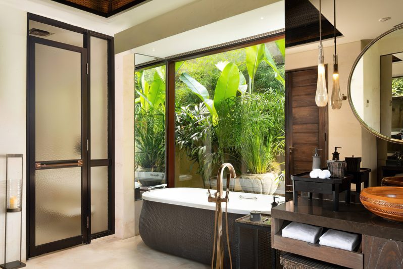 The Ritz-Carlton, Mandapa Reserve Resort - Ubud, Bali, Indonesia - Guest Bathroom