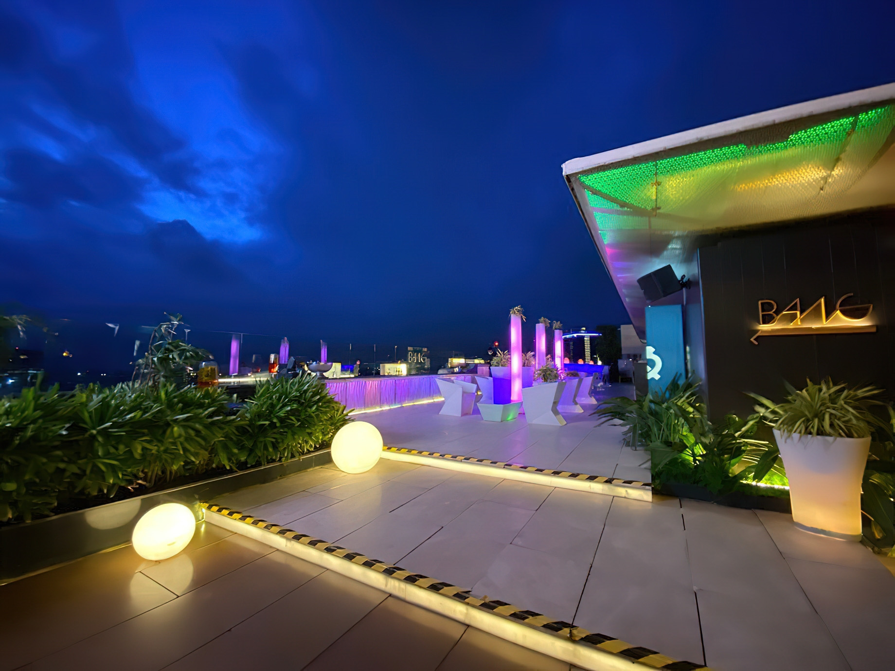 The Ritz-Carlton, Bangalore Hotel – Bangalore, Karnataka, India – Bang Rooftop Bar Night
