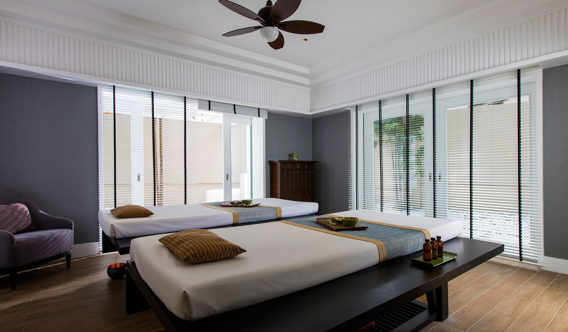 The Ritz-Carlton, Kuala Lumpur Hotel – Kuala Lumpur, Malaysia – Spa Treatment Tables