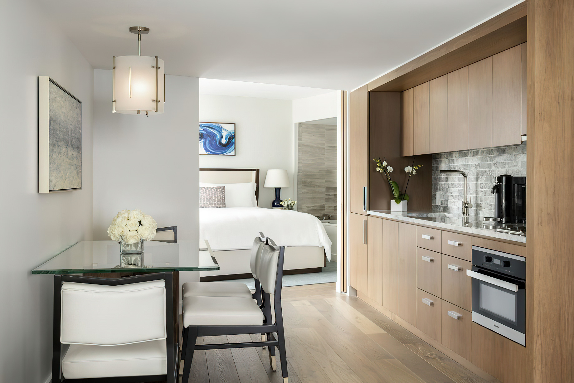 The Ritz-Carlton Residences, Waikiki Beach Hotel – Waikiki, HI, USA – Deluxe Ocean View Corner Suite Kitchen