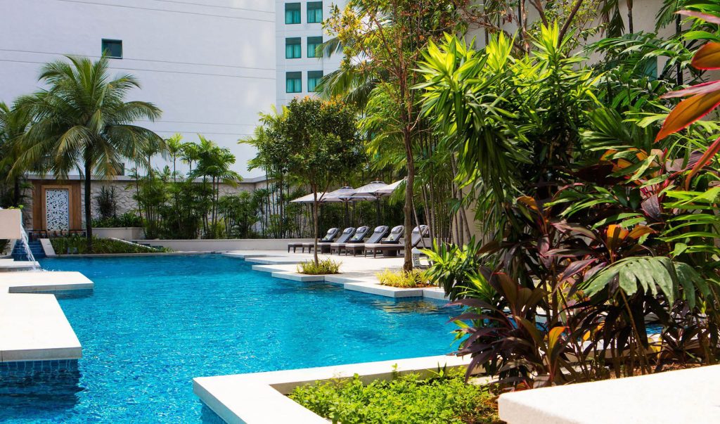 The Ritz-Carlton, Kuala Lumpur Hotel - Kuala Lumpur, Malaysia - Outdoor Pool