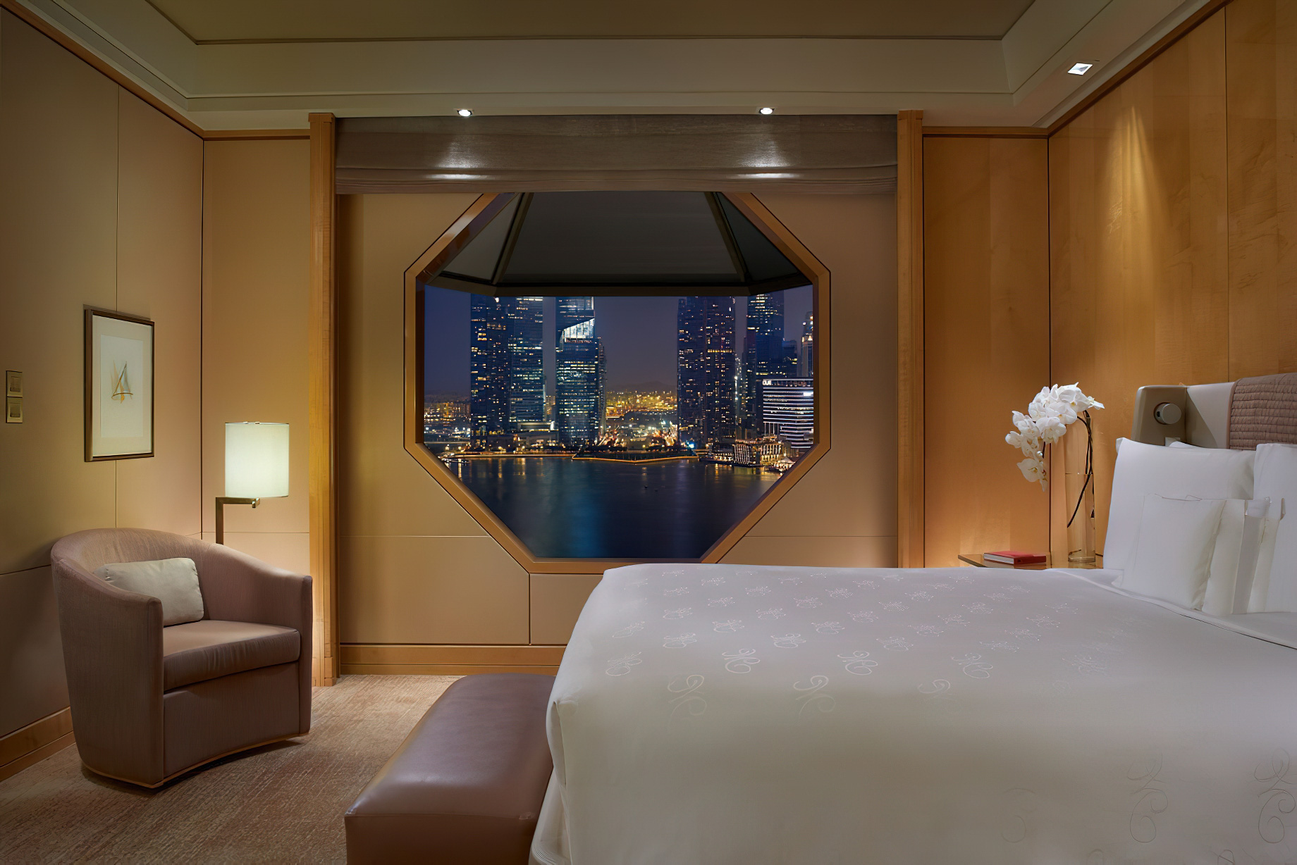 The Ritz-Carlton, Millenia Singapore Hotel – Singapore – Deluxe Suite Bedroom Night View