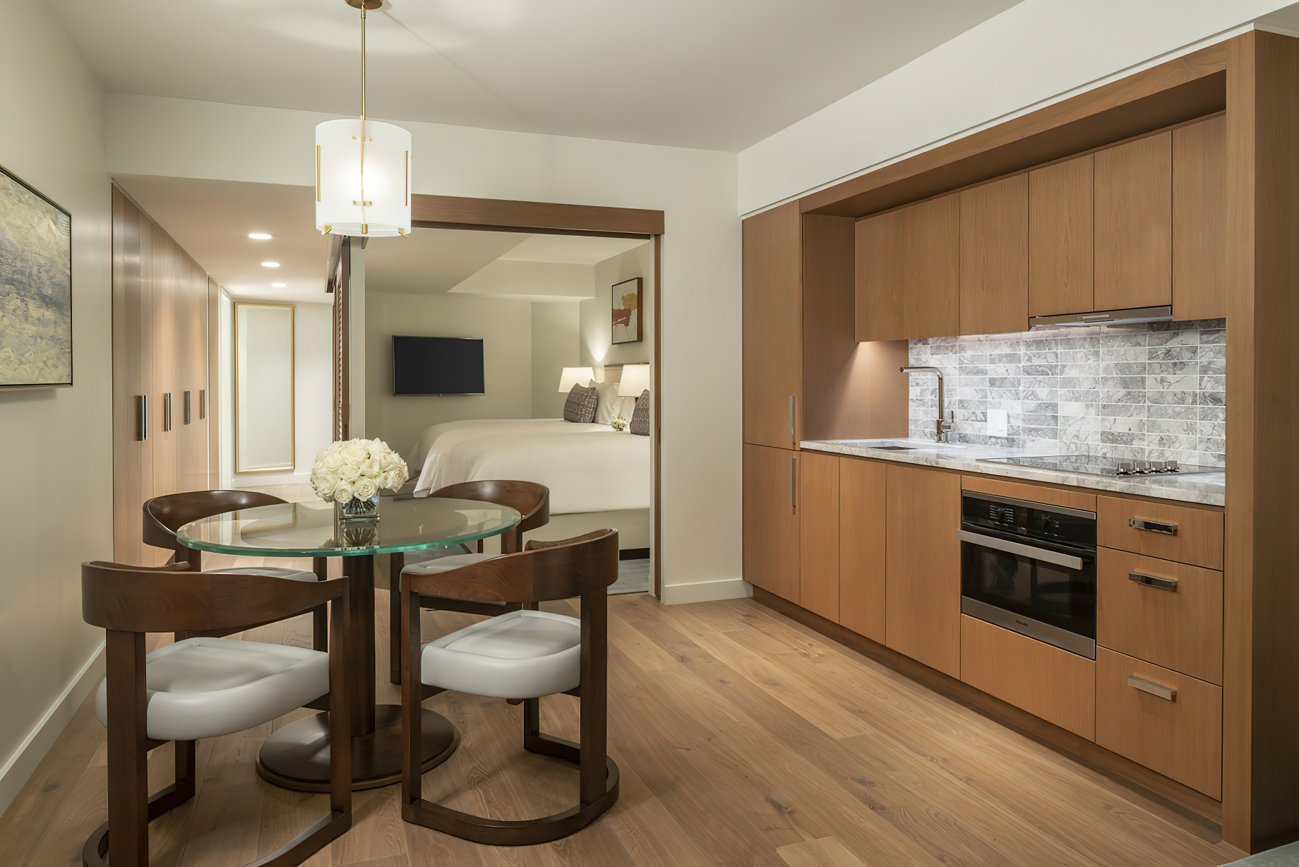 The Ritz-Carlton Residences, Waikiki Beach Hotel - Waikiki, HI, USA - Deluxe Ocean View Double Bed Suite Kitchen