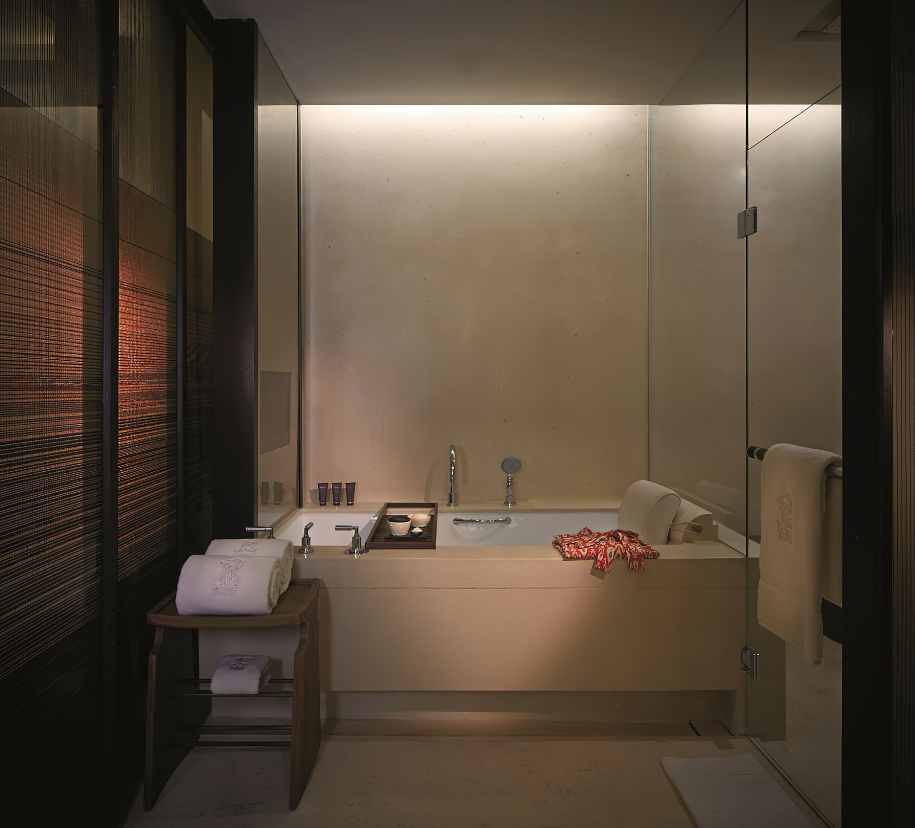 The Ritz-Carlton, Bali Nusa Dua Hotel – Bali, Indonesia – Sawangan Junior Suite Bathtub