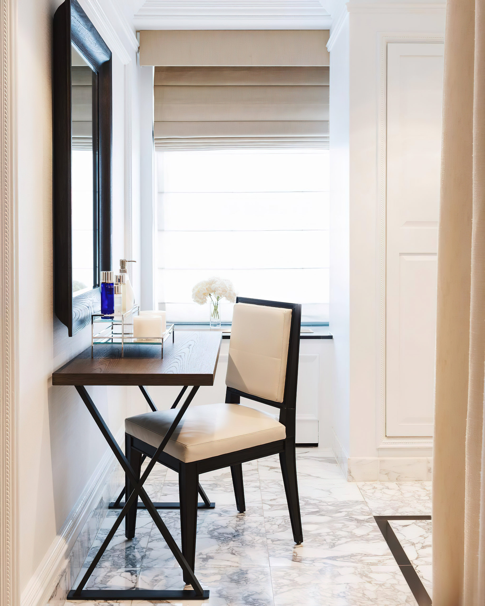 The Ritz-Carlton New York, Central Park Hotel - New York, NY, USA - Timeless Beauty