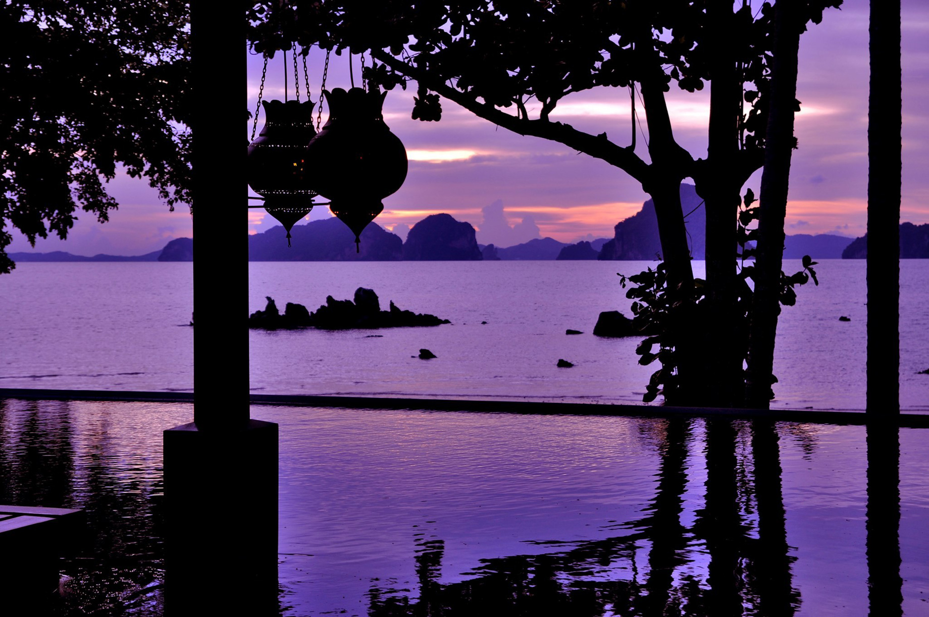 The Ritz-Carlton, Phulay Bay Reserve Resort – Muang Krabi, Thailand – Lae Lay Lounge Andaman Sea Sunset