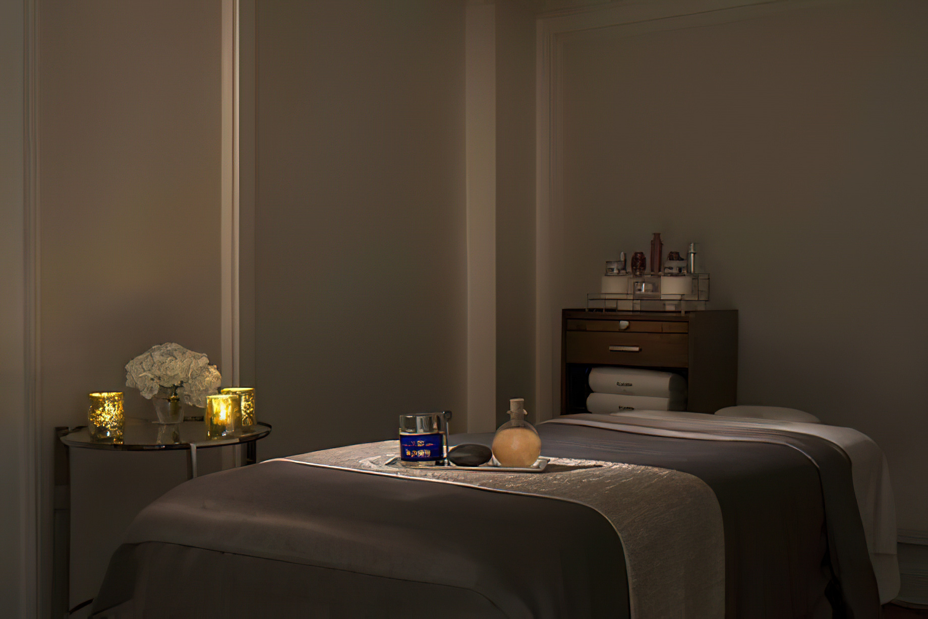 The Ritz-Carlton New York, Central Park Hotel - New York, NY, USA - La Prairie Spa Treatment Room