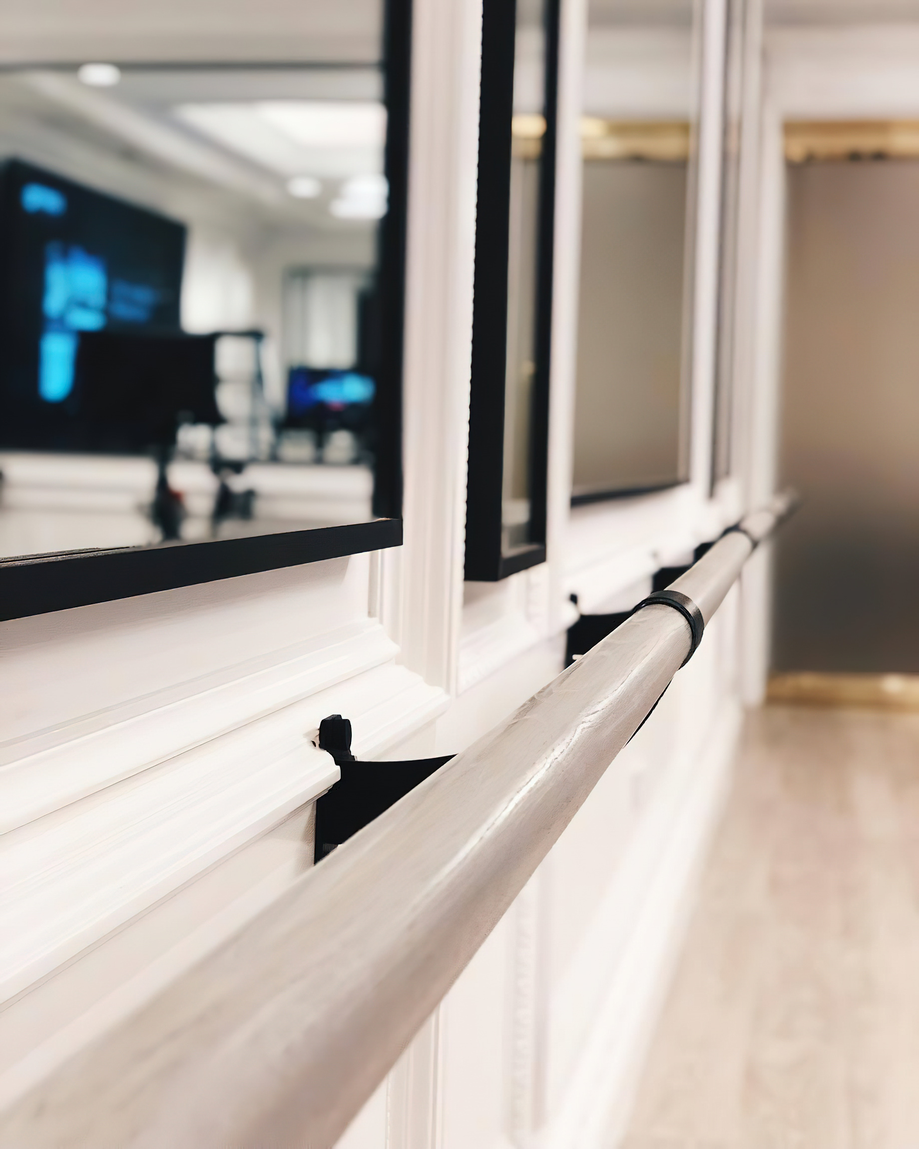 The Ritz-Carlton New York, Central Park Hotel – New York, NY, USA – Balance Bar