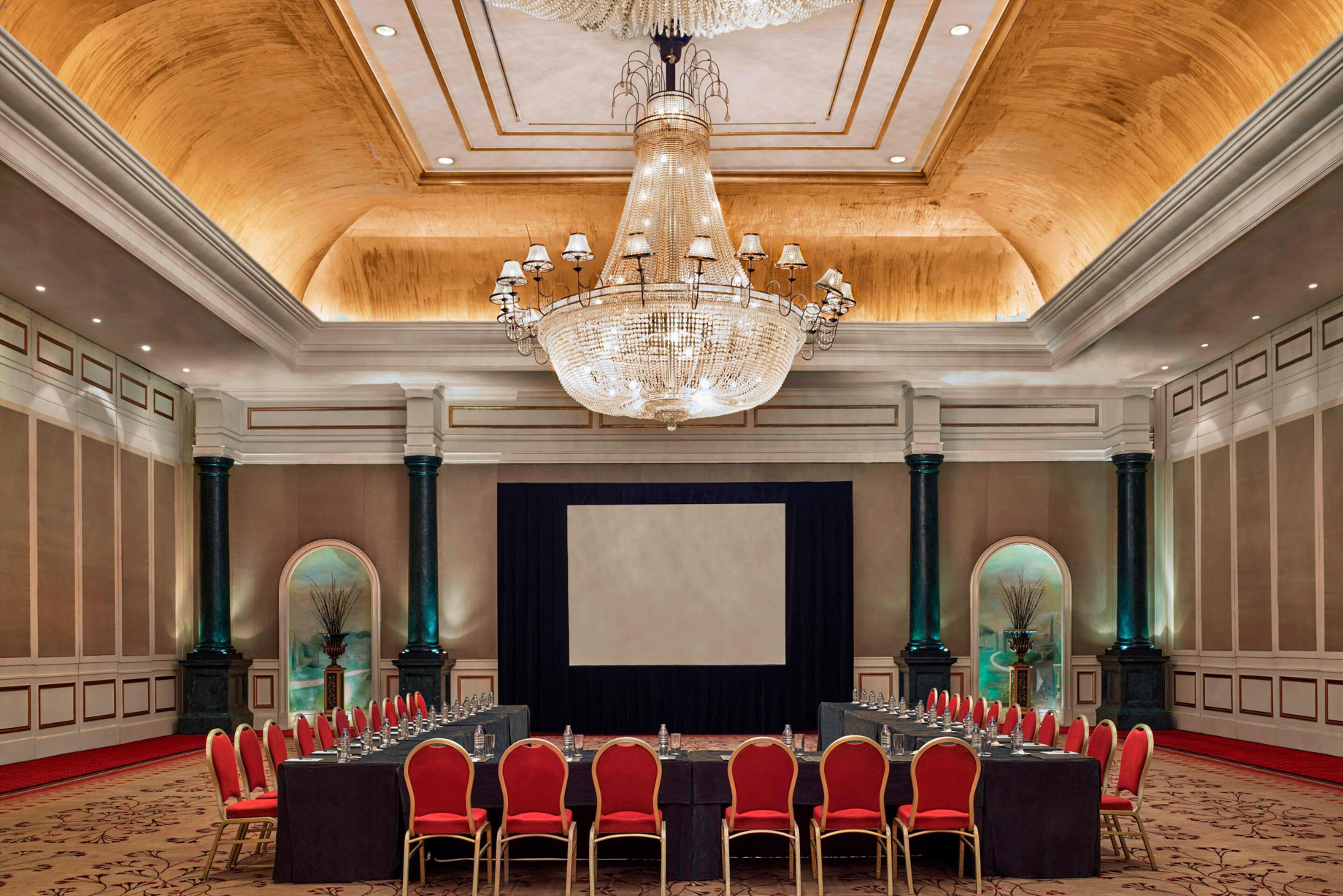 JW Marriott Hotel Cairo - Cairo, Egypt - Tutankhamun Ballroom Meeting Setup