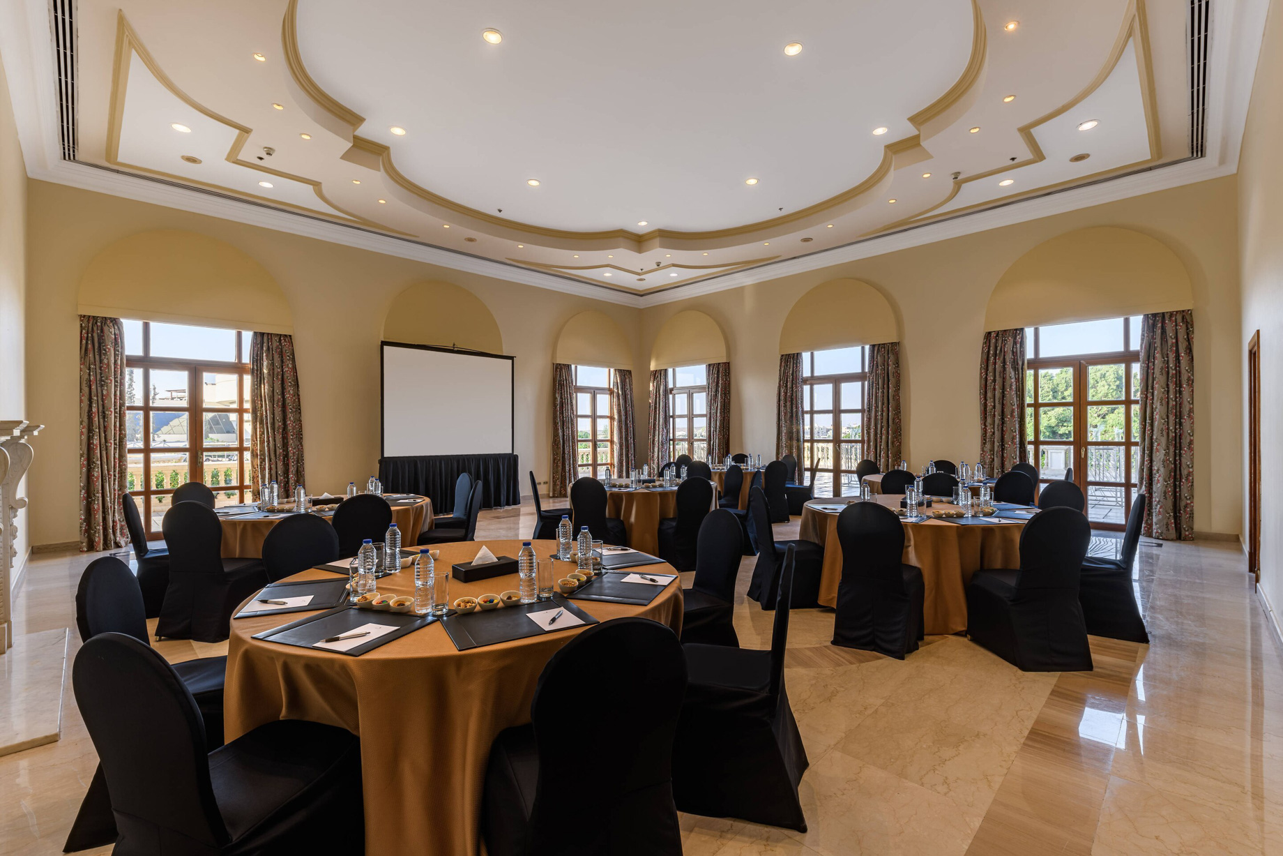 JW Marriott Hotel Cairo – Cairo, Egypt – Clubhouse Victoria Meeting Room Banquet Setup