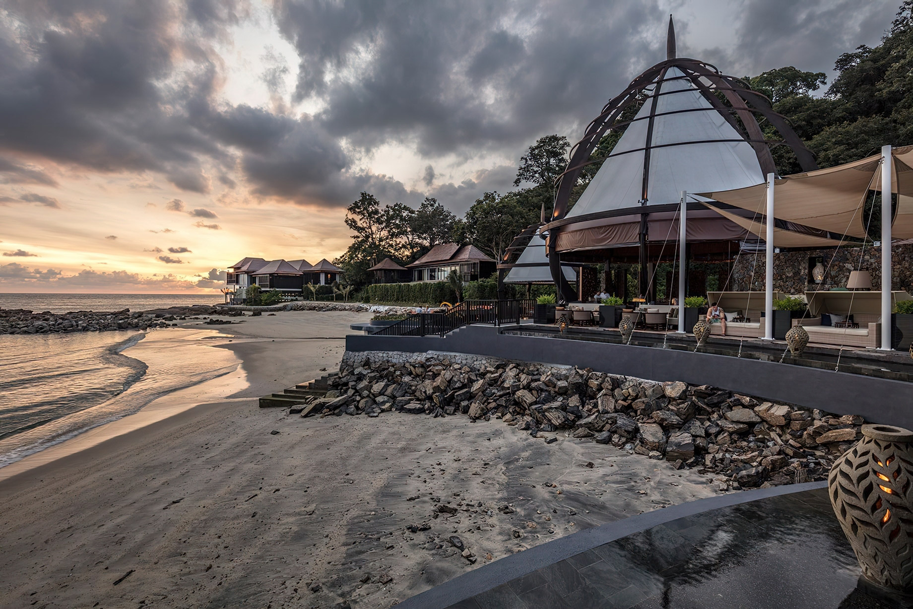 The Ritz-Carlton, Langkawi Hotel – Kedah, Malaysia – The Beach Grill Sunset