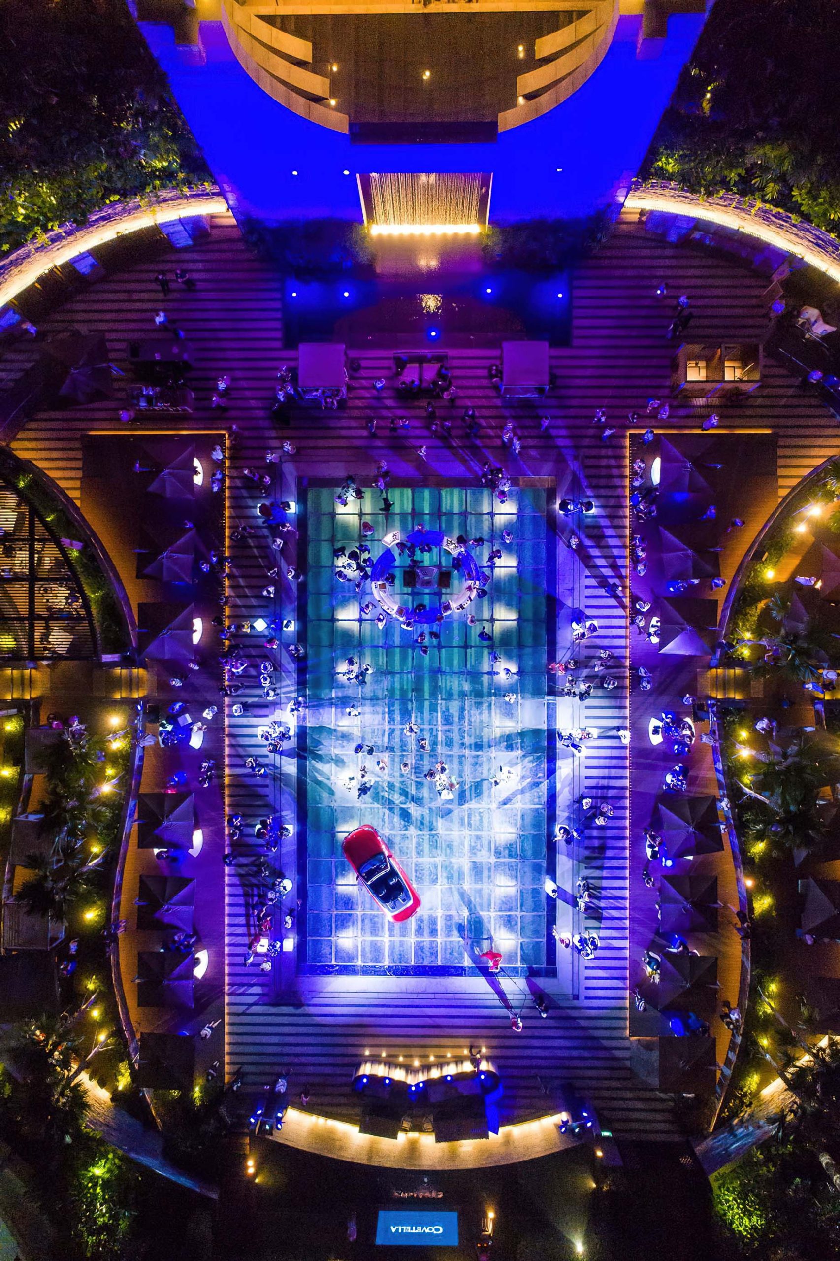 The Ritz-Carlton, Millenia Singapore Hotel – Singapore – Outdoor Pool Covered Stage