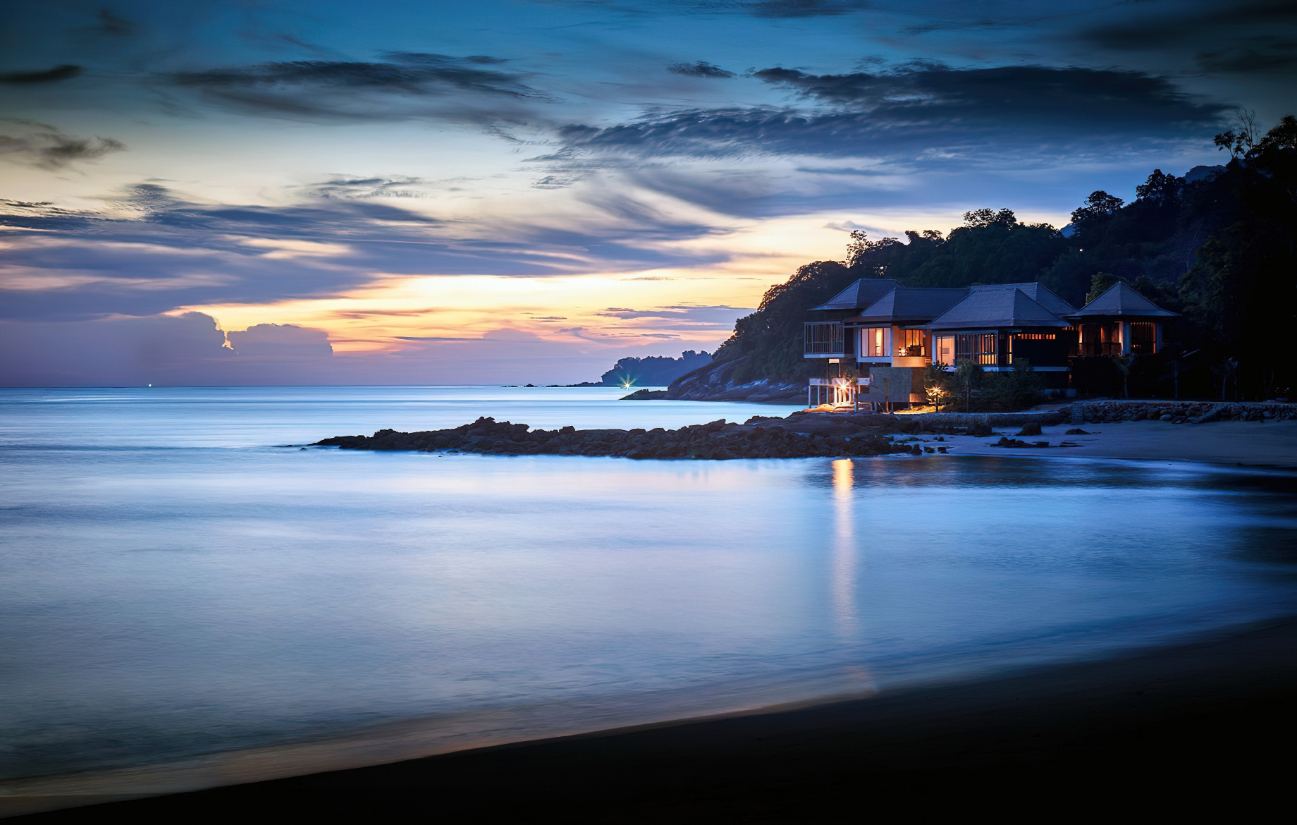 The Ritz-Carlton, Langkawi Hotel – Kedah, Malaysia – Beachfront Sunset